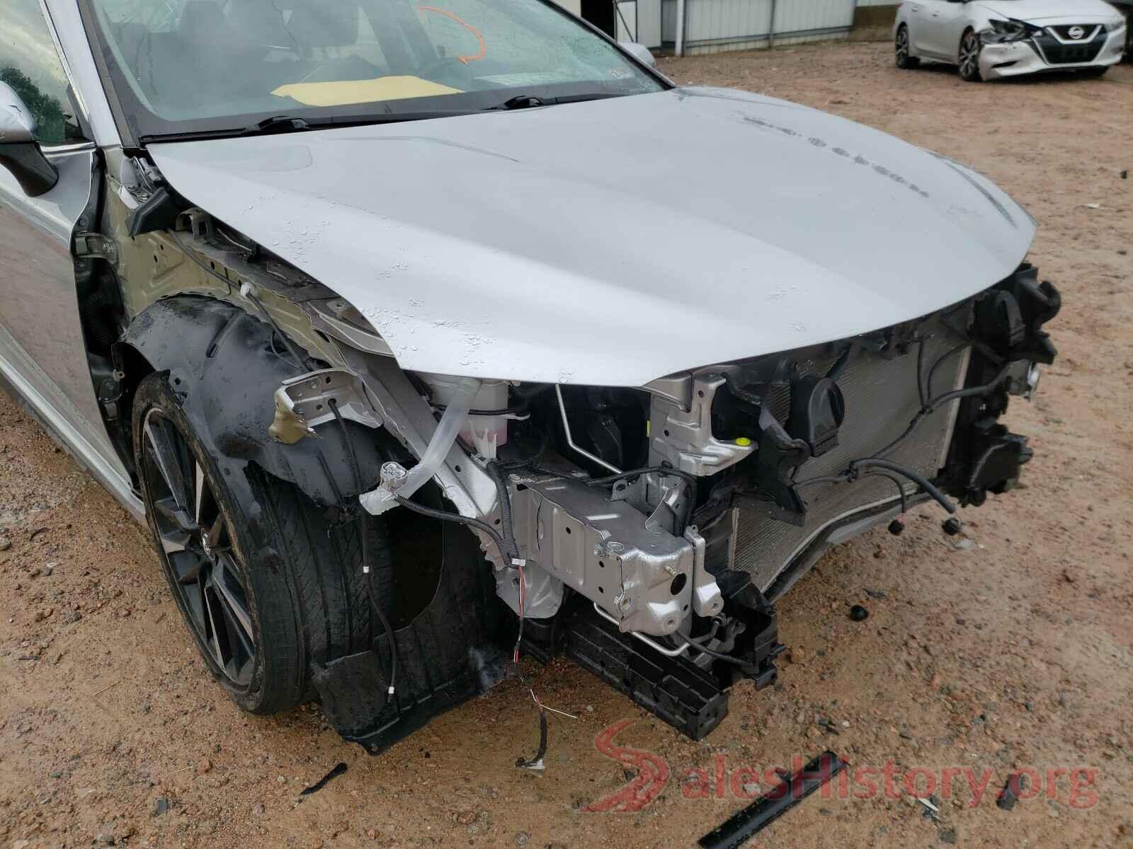 4T1B61HK1JU051693 2018 TOYOTA CAMRY