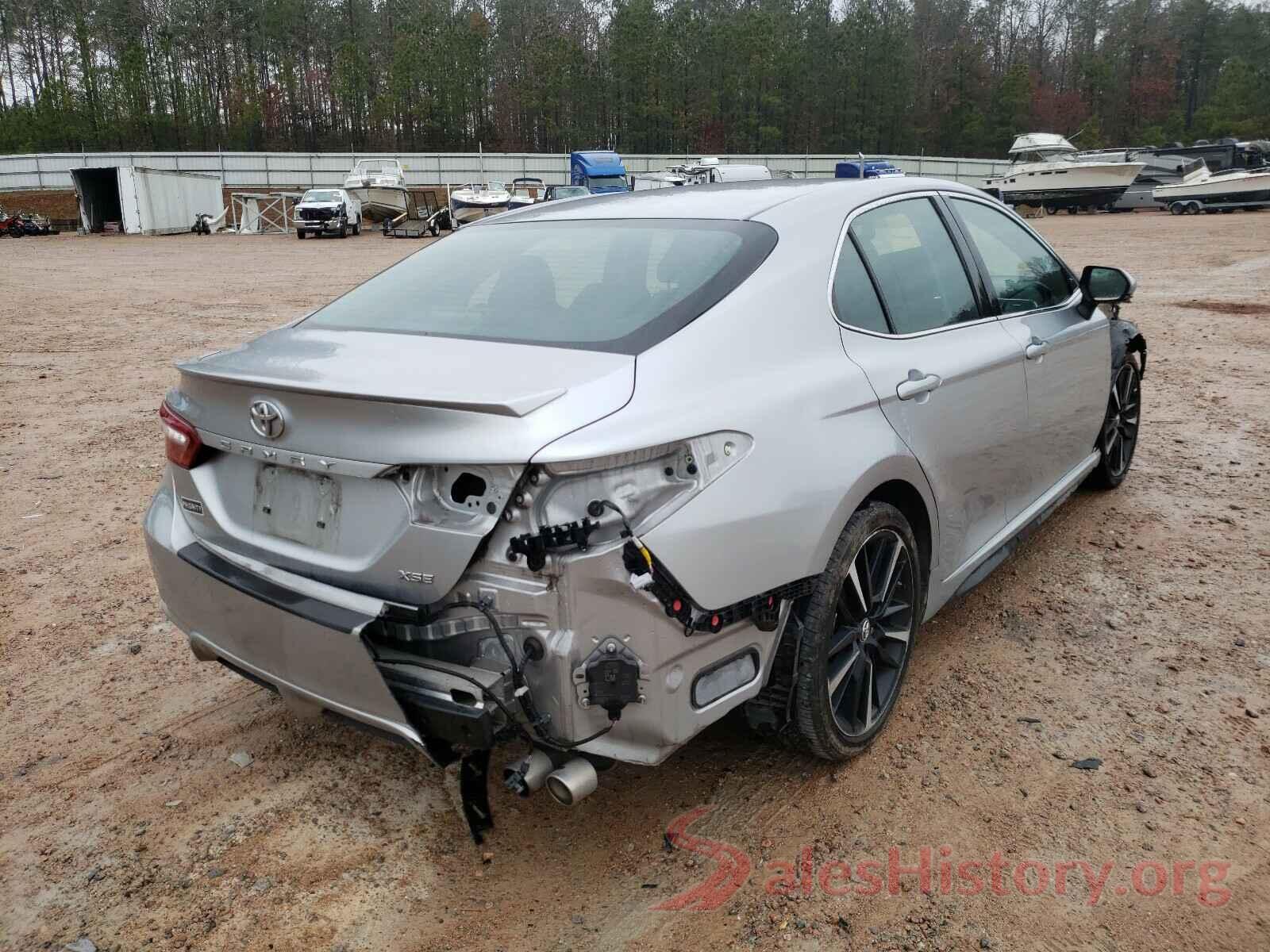 4T1B61HK1JU051693 2018 TOYOTA CAMRY