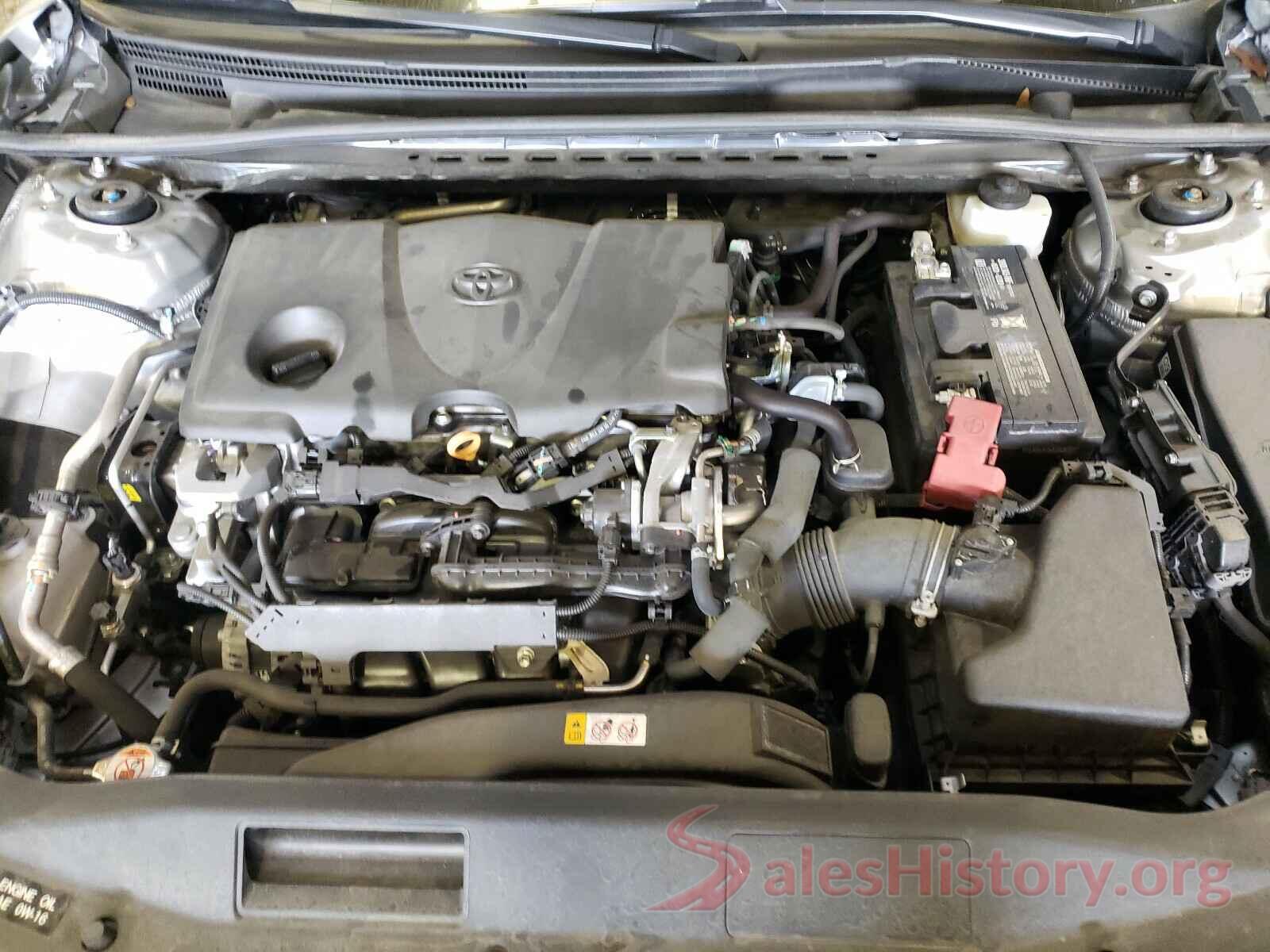 4T1B11HK2JU142986 2018 TOYOTA CAMRY