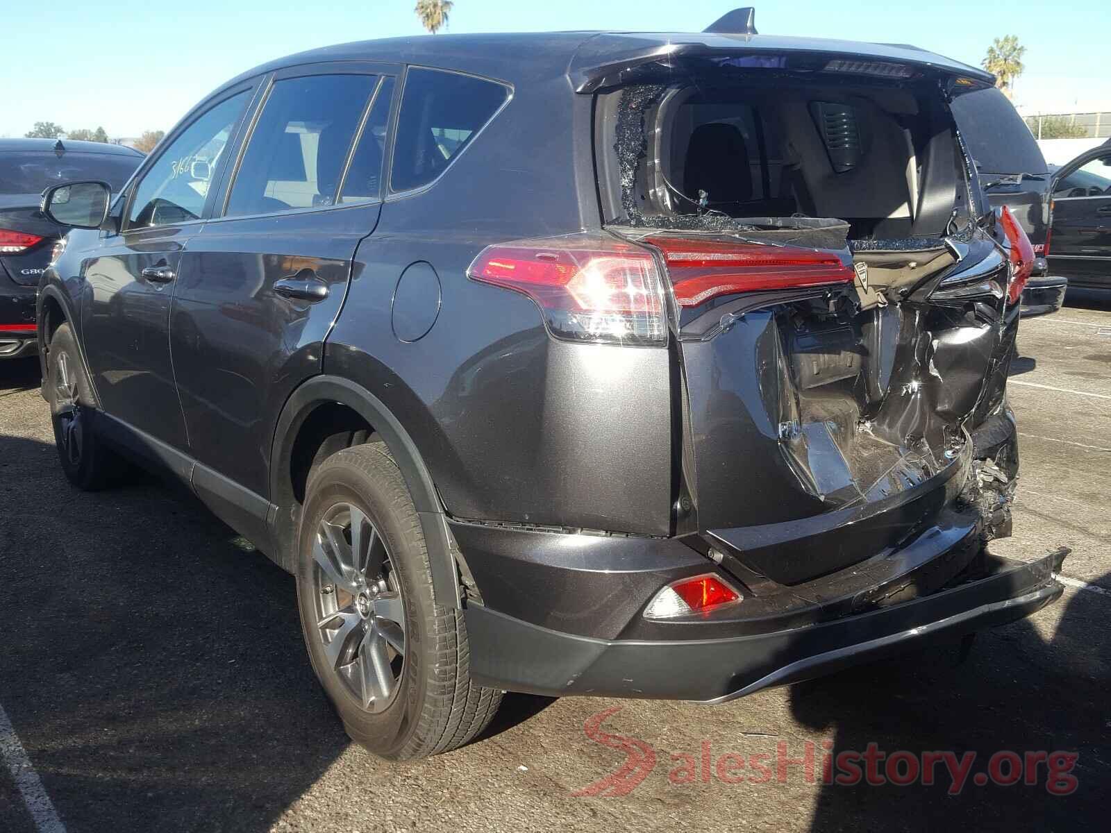 JTMWFREV6JJ740438 2018 TOYOTA RAV4