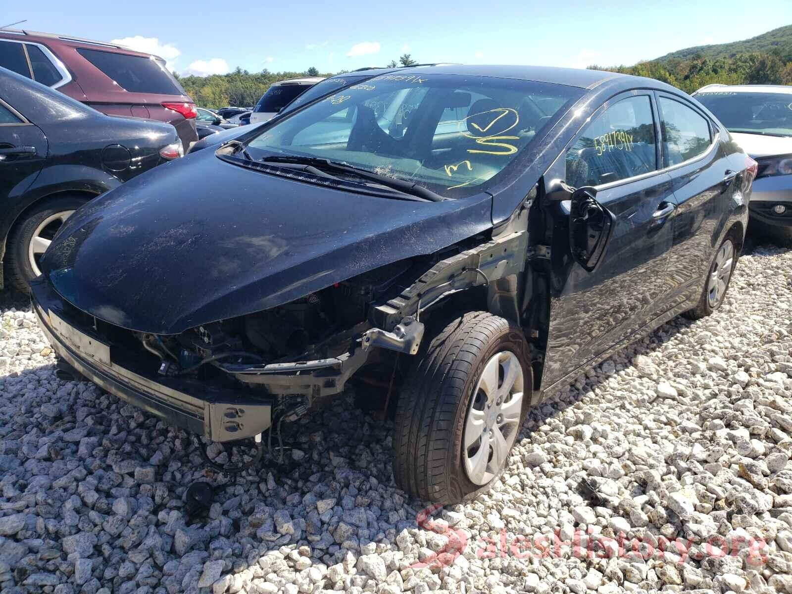 5NPDH4AE9GH736136 2016 HYUNDAI ELANTRA