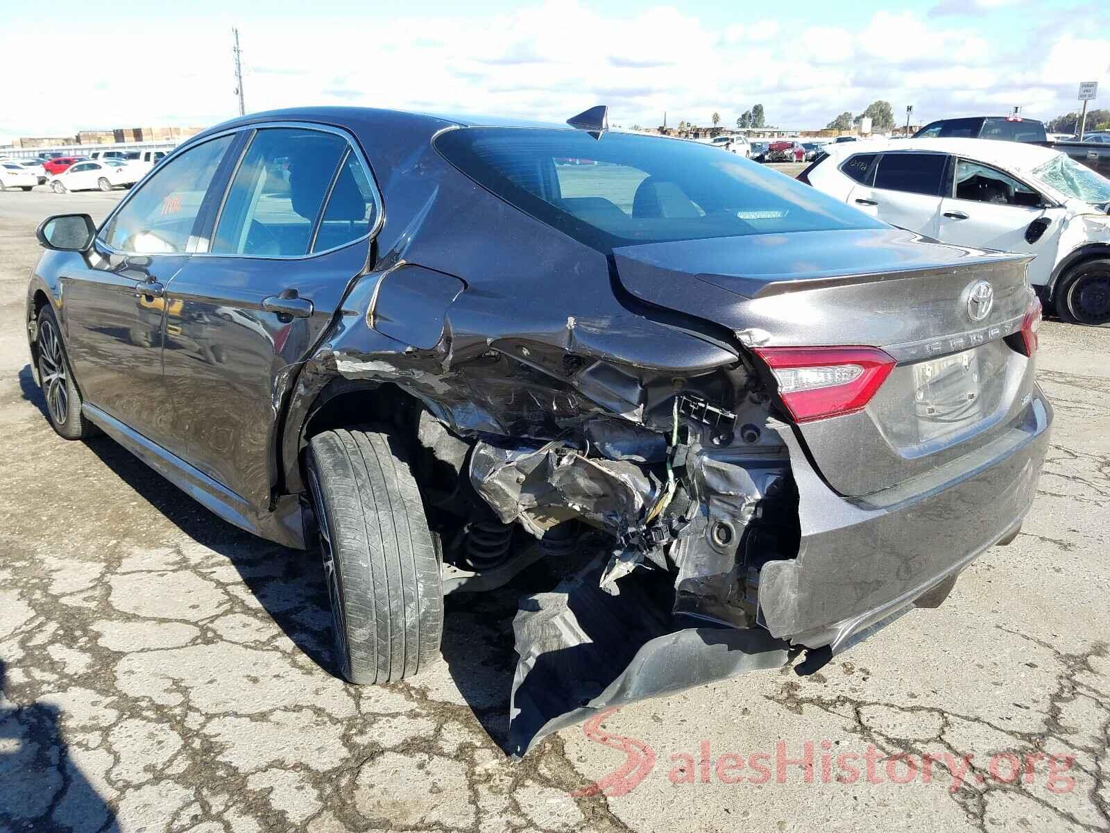 4T1B11HK0KU163210 2019 TOYOTA CAMRY