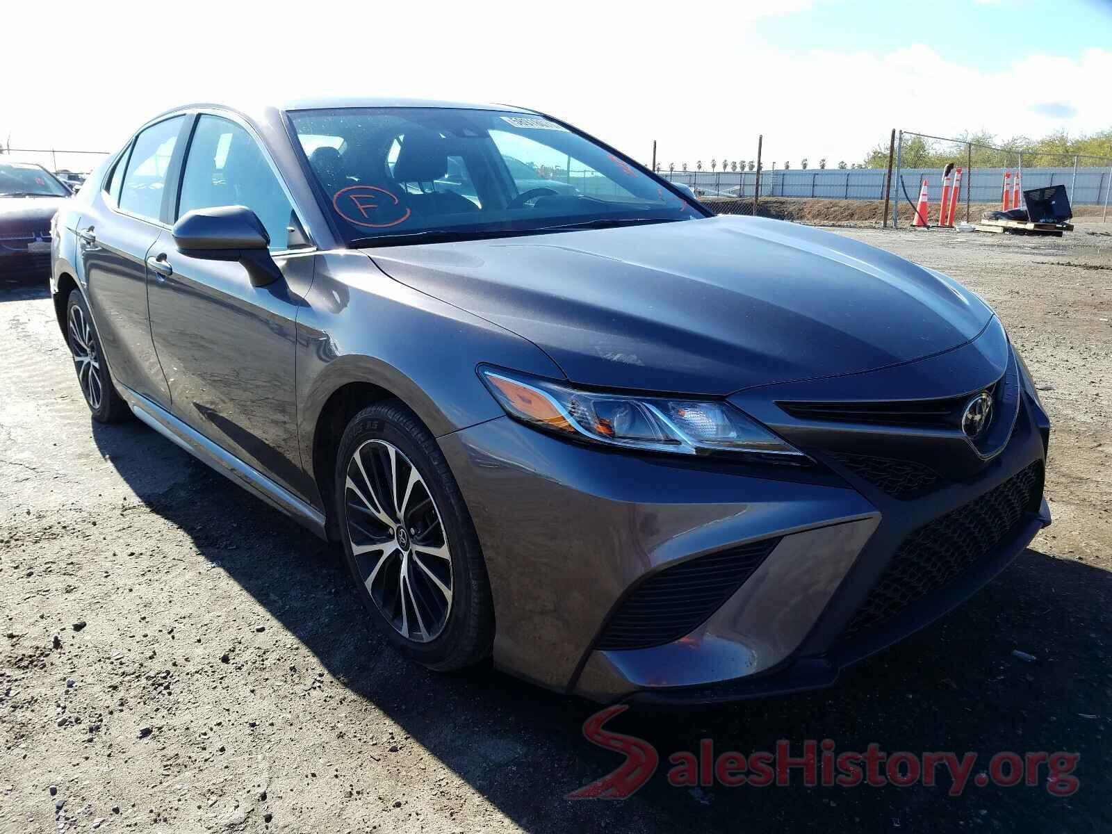 4T1B11HK0KU163210 2019 TOYOTA CAMRY