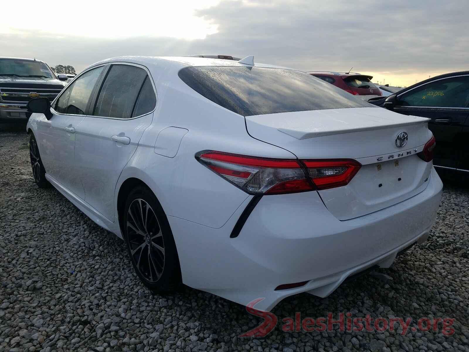 4T1B11HKXKU205611 2019 TOYOTA CAMRY