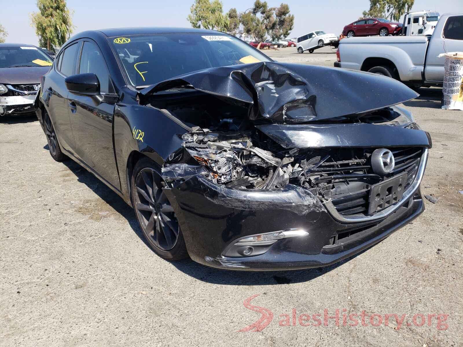 JM1BN1M33H1104122 2017 MAZDA 3