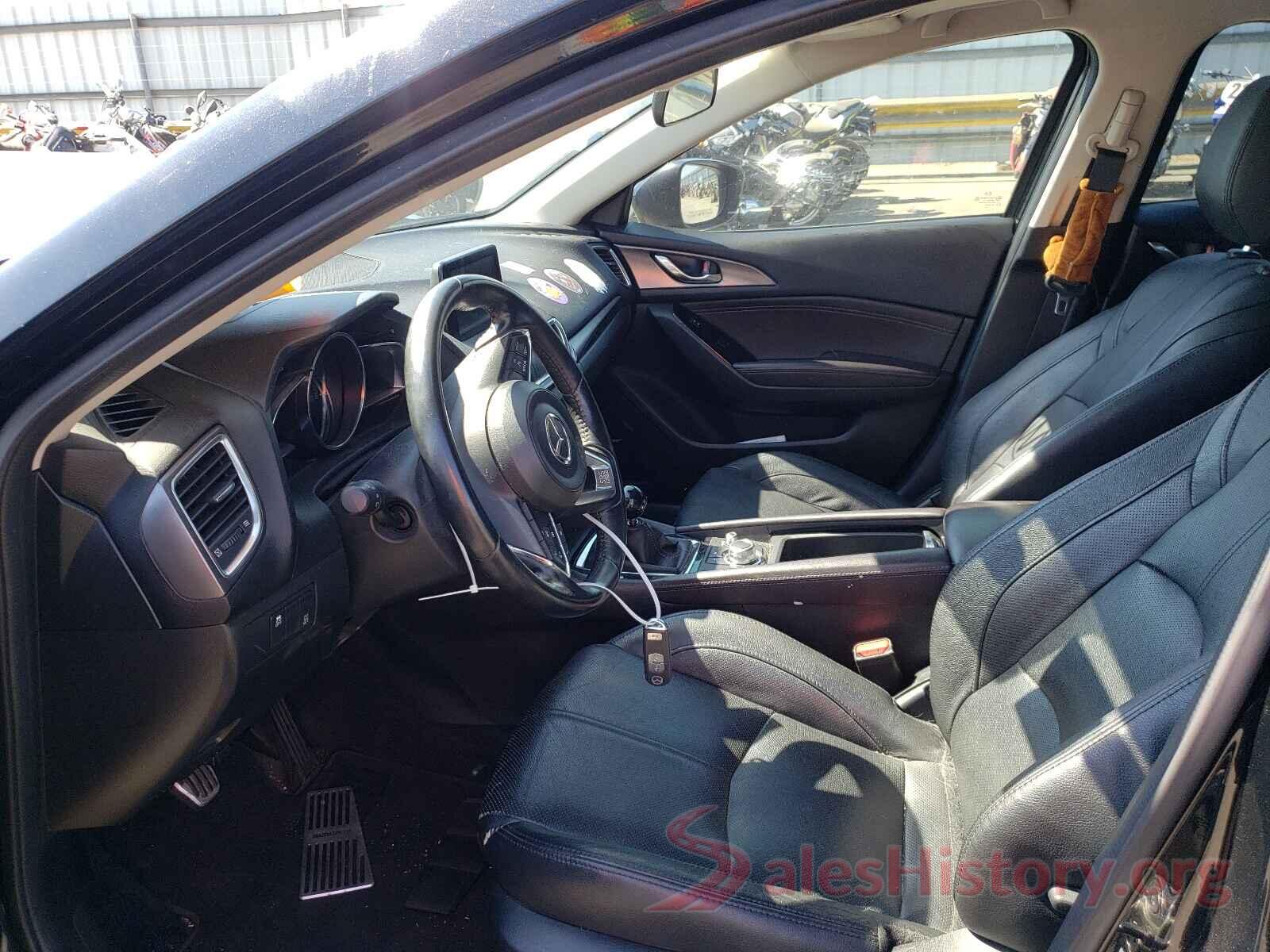 JM1BN1M33H1104122 2017 MAZDA 3