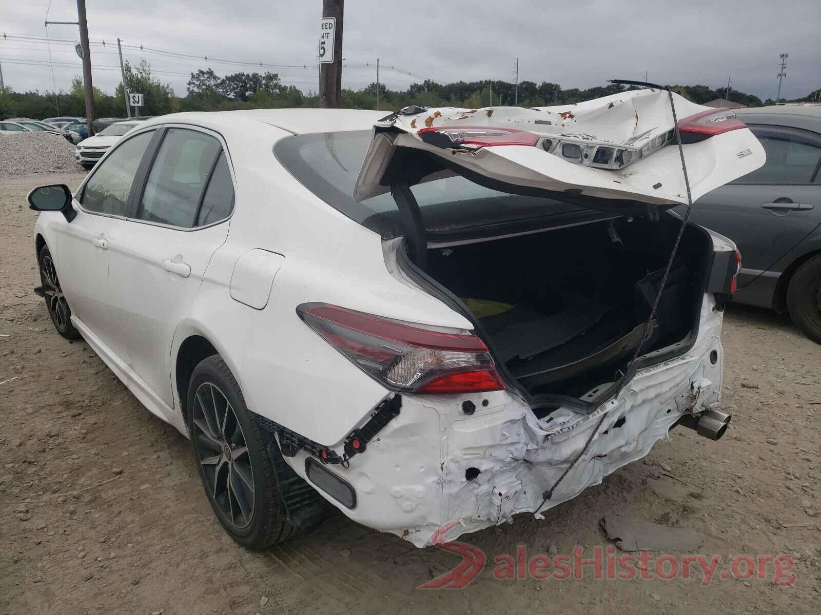 4T1G11AK6MU561699 2021 TOYOTA CAMRY