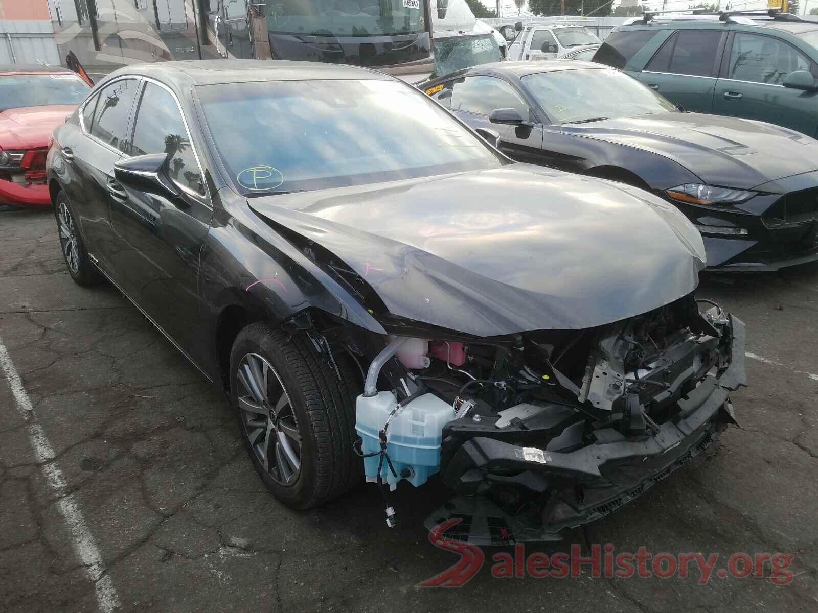 JTHB21B17K2012537 2019 LEXUS ES300