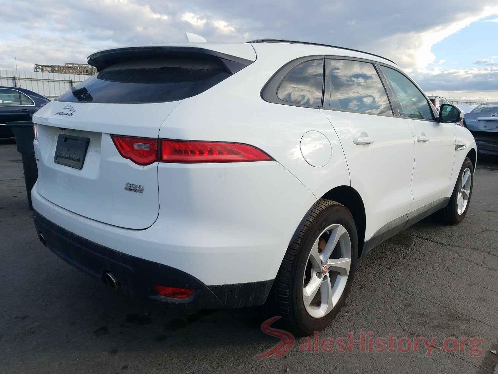 SADCJ2BV9HA892841 2017 JAGUAR F-PACE