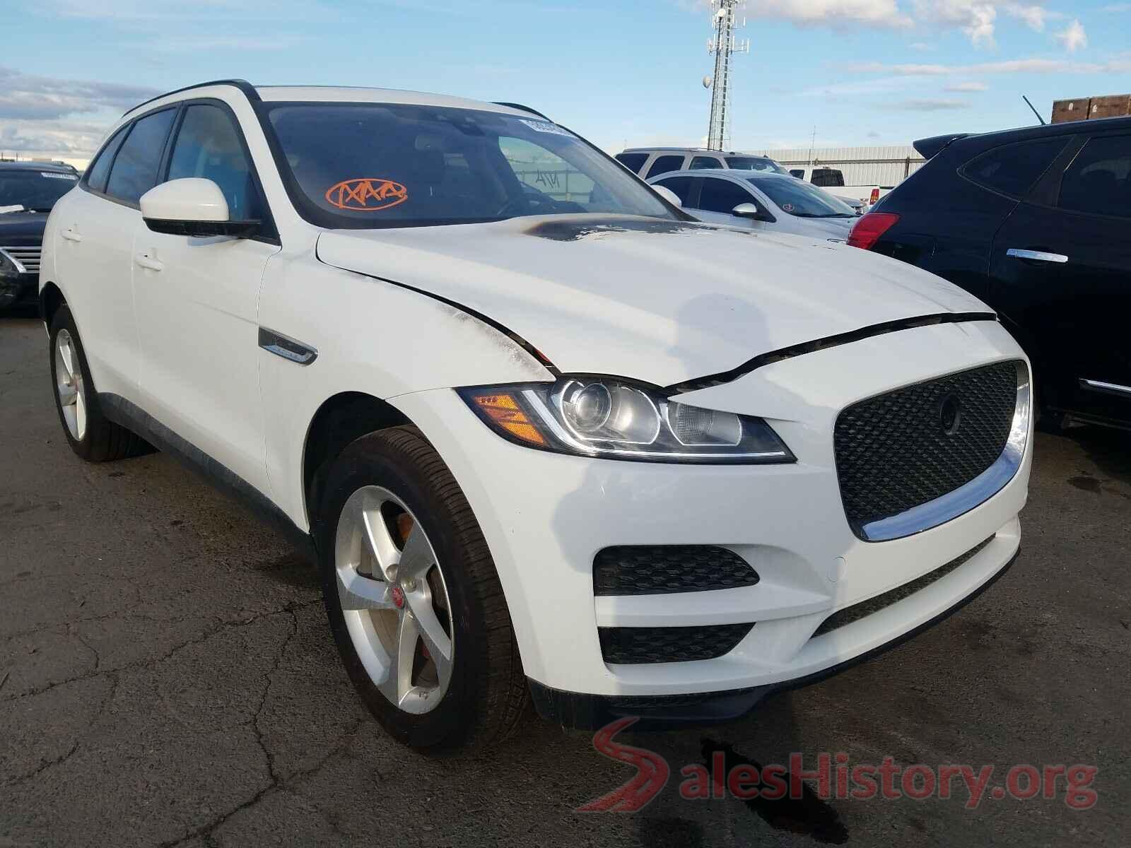 SADCJ2BV9HA892841 2017 JAGUAR F-PACE