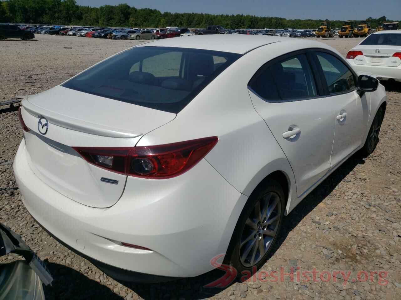 3MZBN1V32JM204006 2018 MAZDA 3