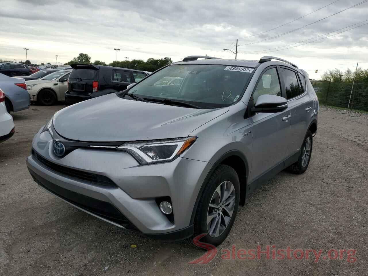 JTMRJREV6JD208696 2018 TOYOTA RAV4