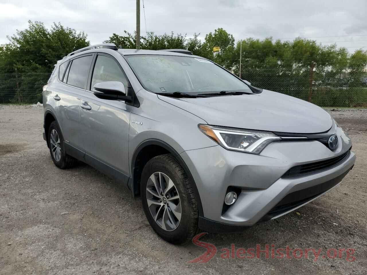 JTMRJREV6JD208696 2018 TOYOTA RAV4