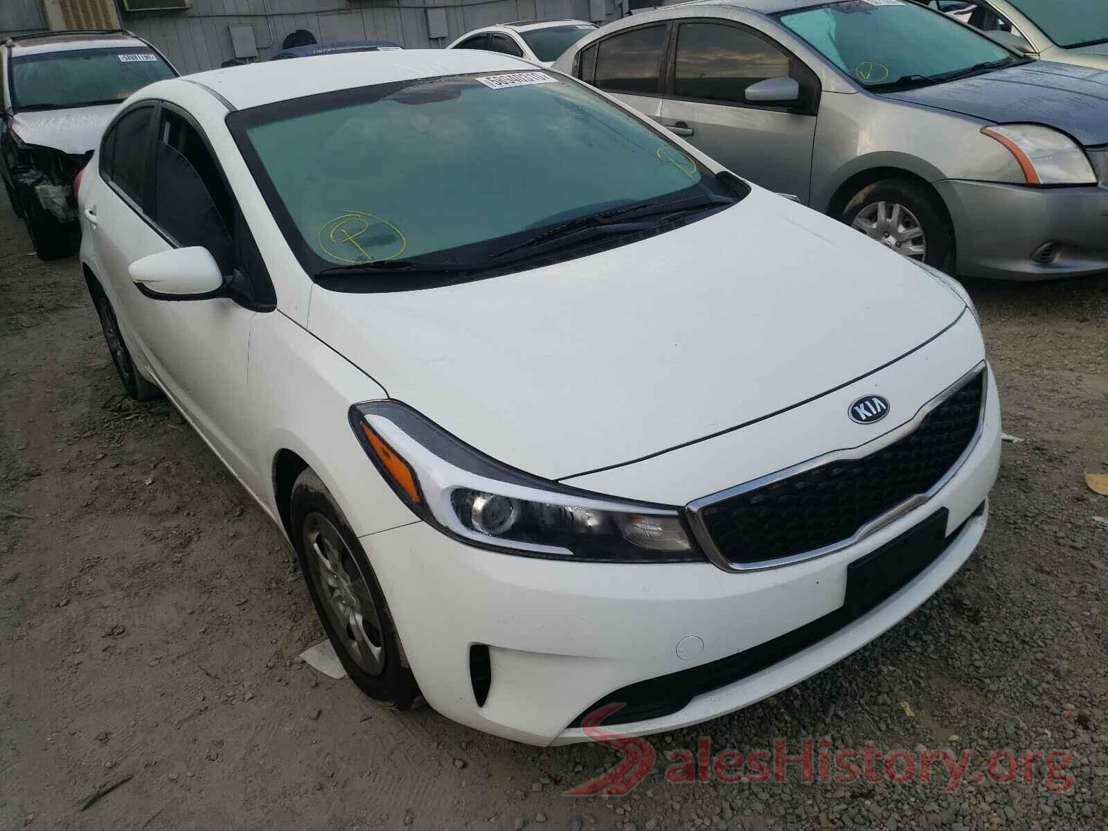 3KPFK4A70JE213210 2018 KIA FORTE