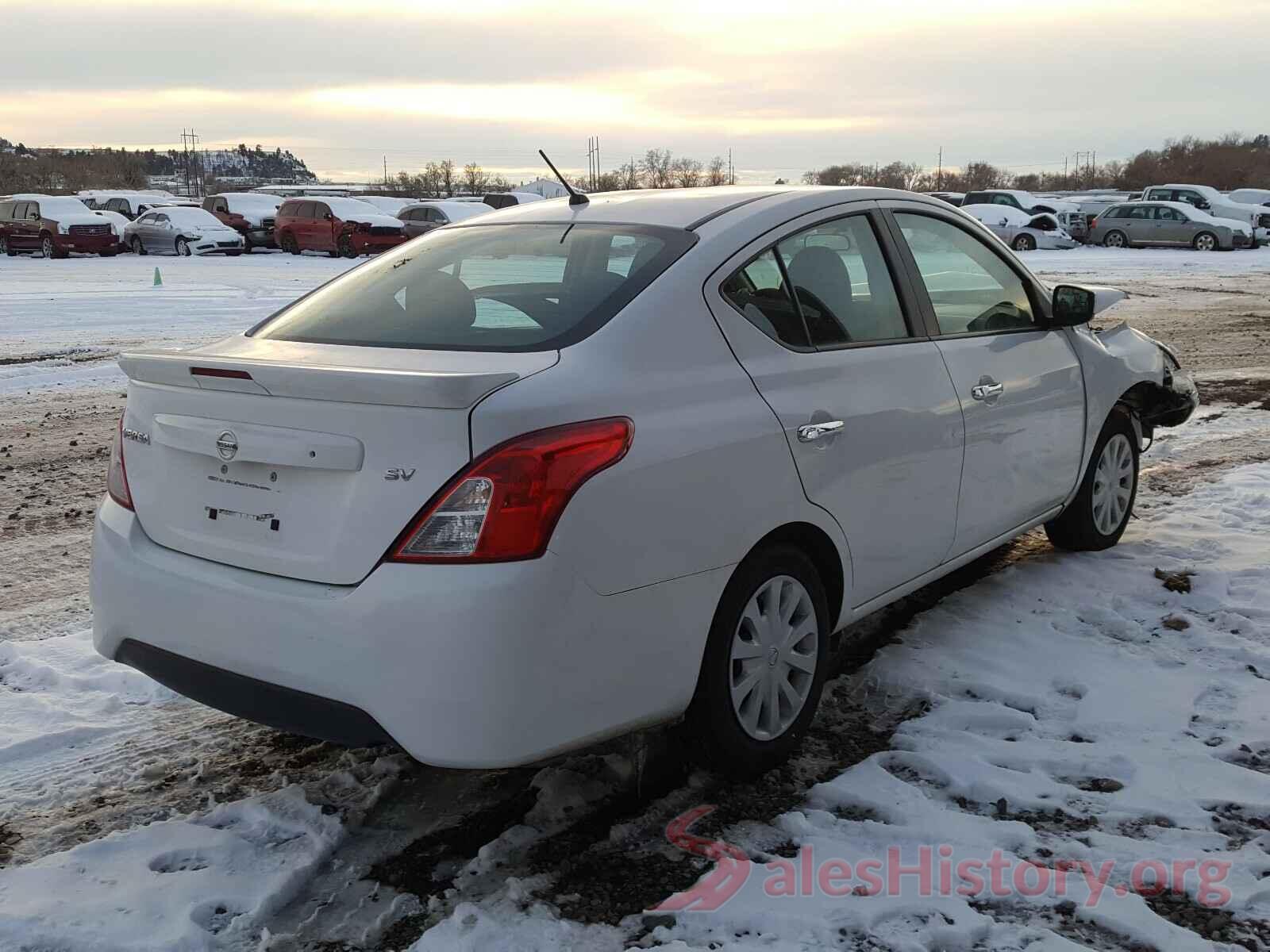 3N1CN7APXJL808446 2018 NISSAN VERSA