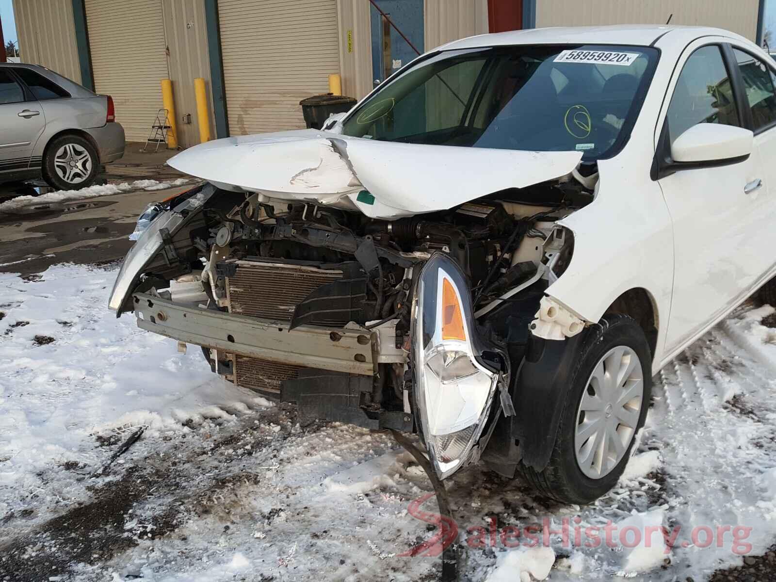 3N1CN7APXJL808446 2018 NISSAN VERSA