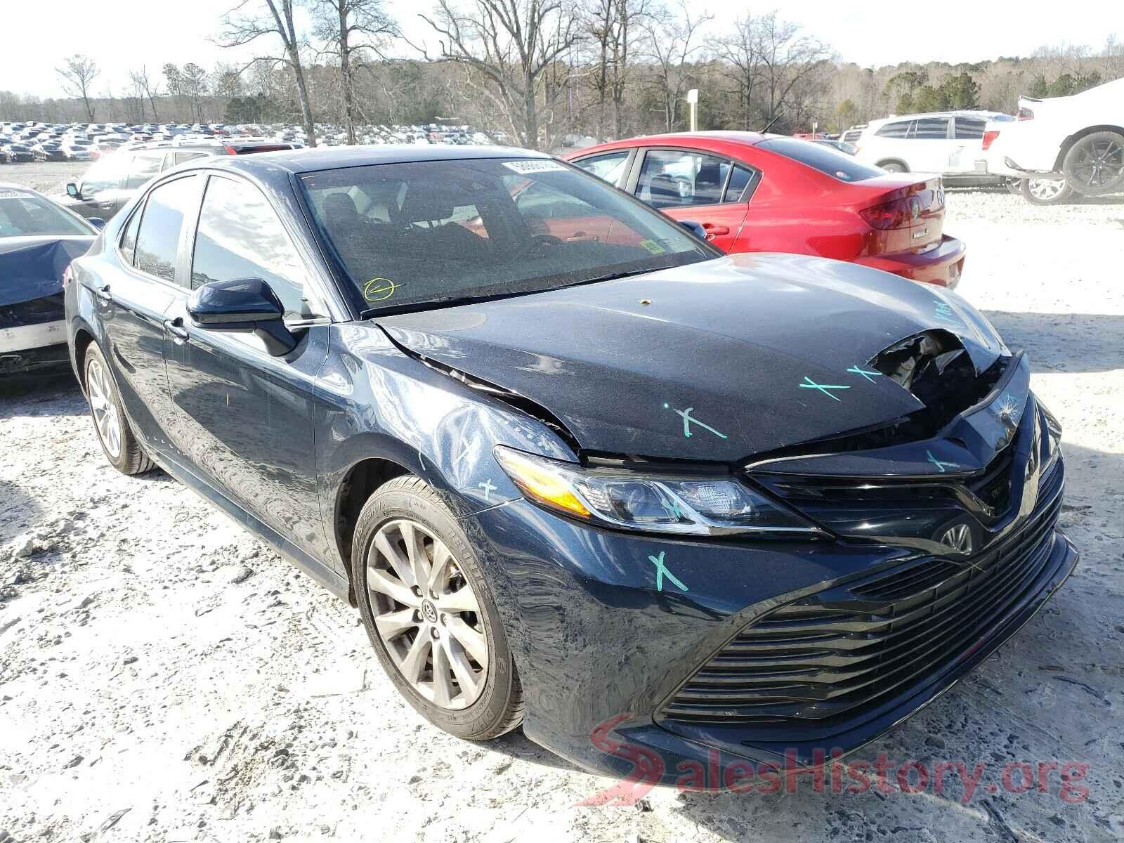 4T1B11HK4JU511637 2018 TOYOTA CAMRY