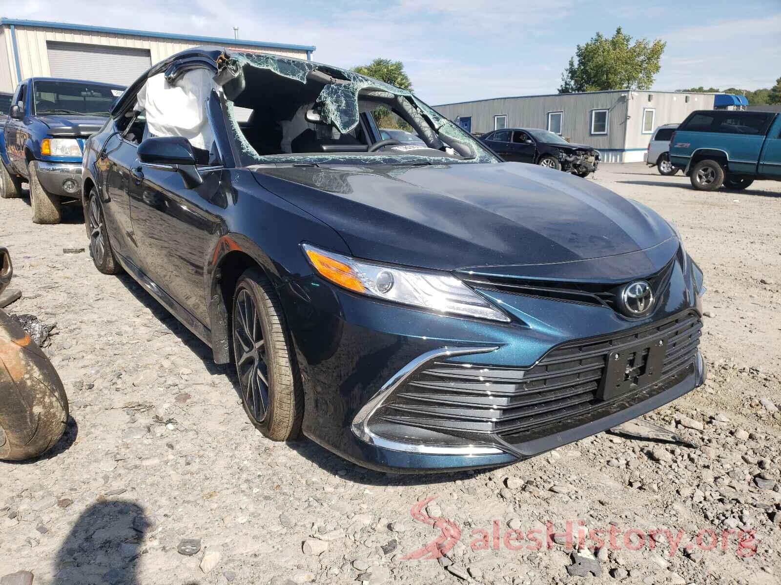 4T1F11AK0MU583502 2021 TOYOTA CAMRY