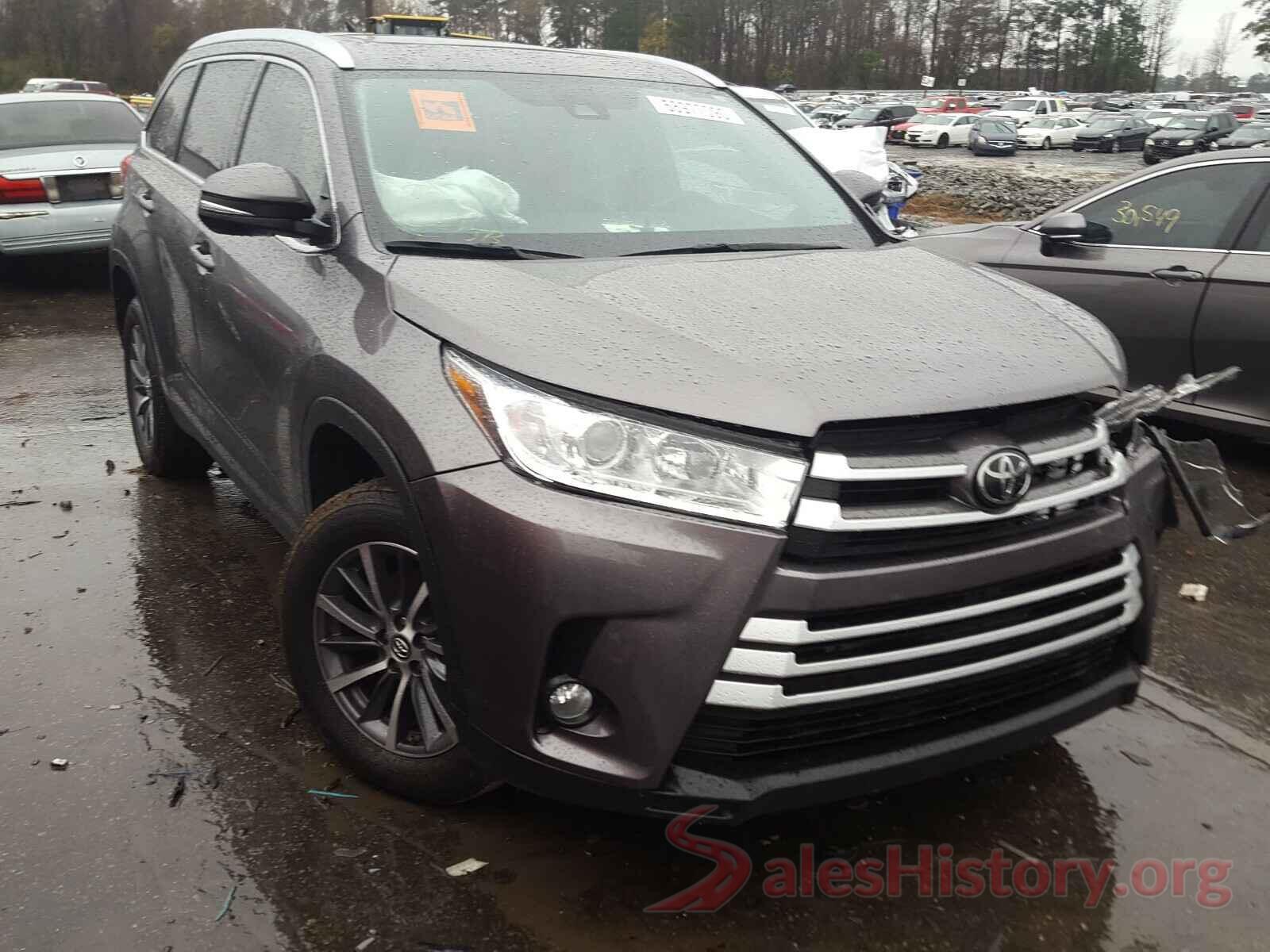 5TDKZRFH0KS319303 2019 TOYOTA HIGHLANDER