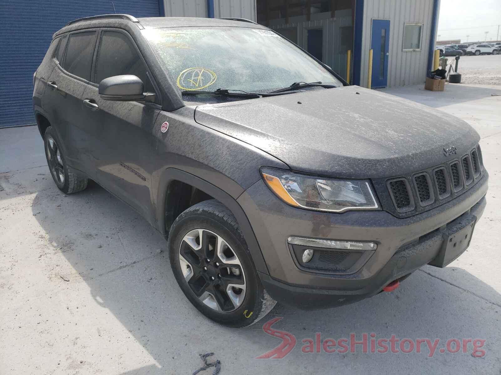 3C4NJDDB3JT135757 2018 JEEP COMPASS