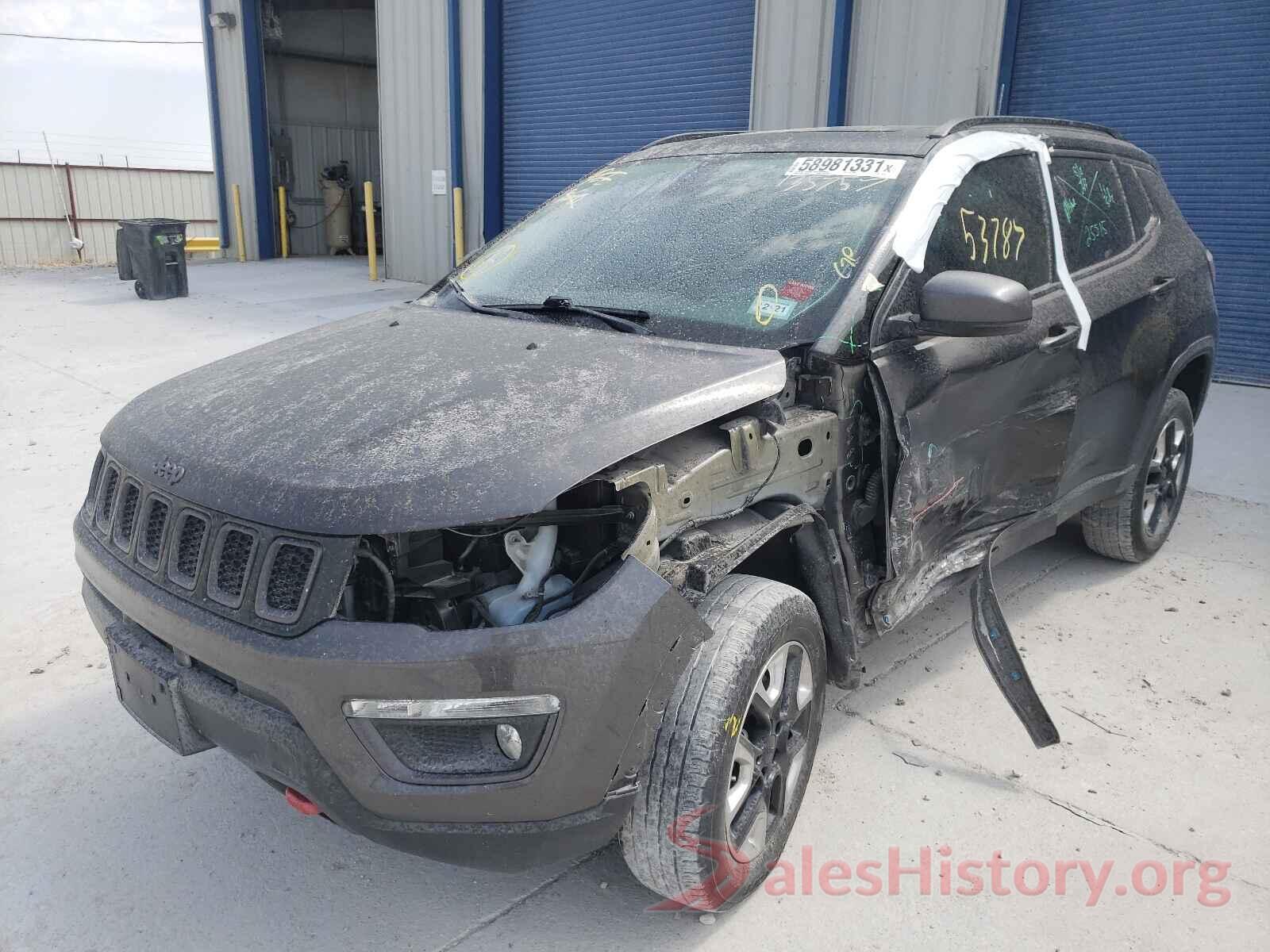 3C4NJDDB3JT135757 2018 JEEP COMPASS