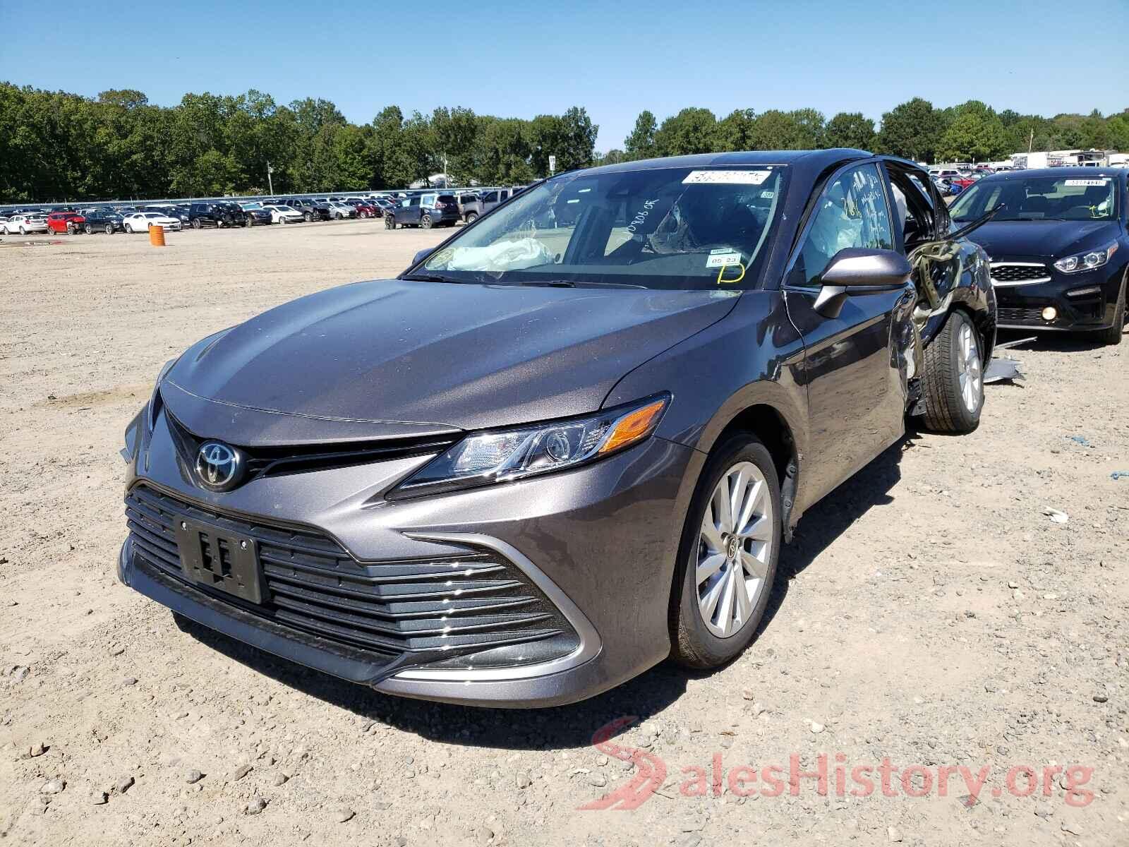 4T1C11AK8MU584593 2021 TOYOTA CAMRY