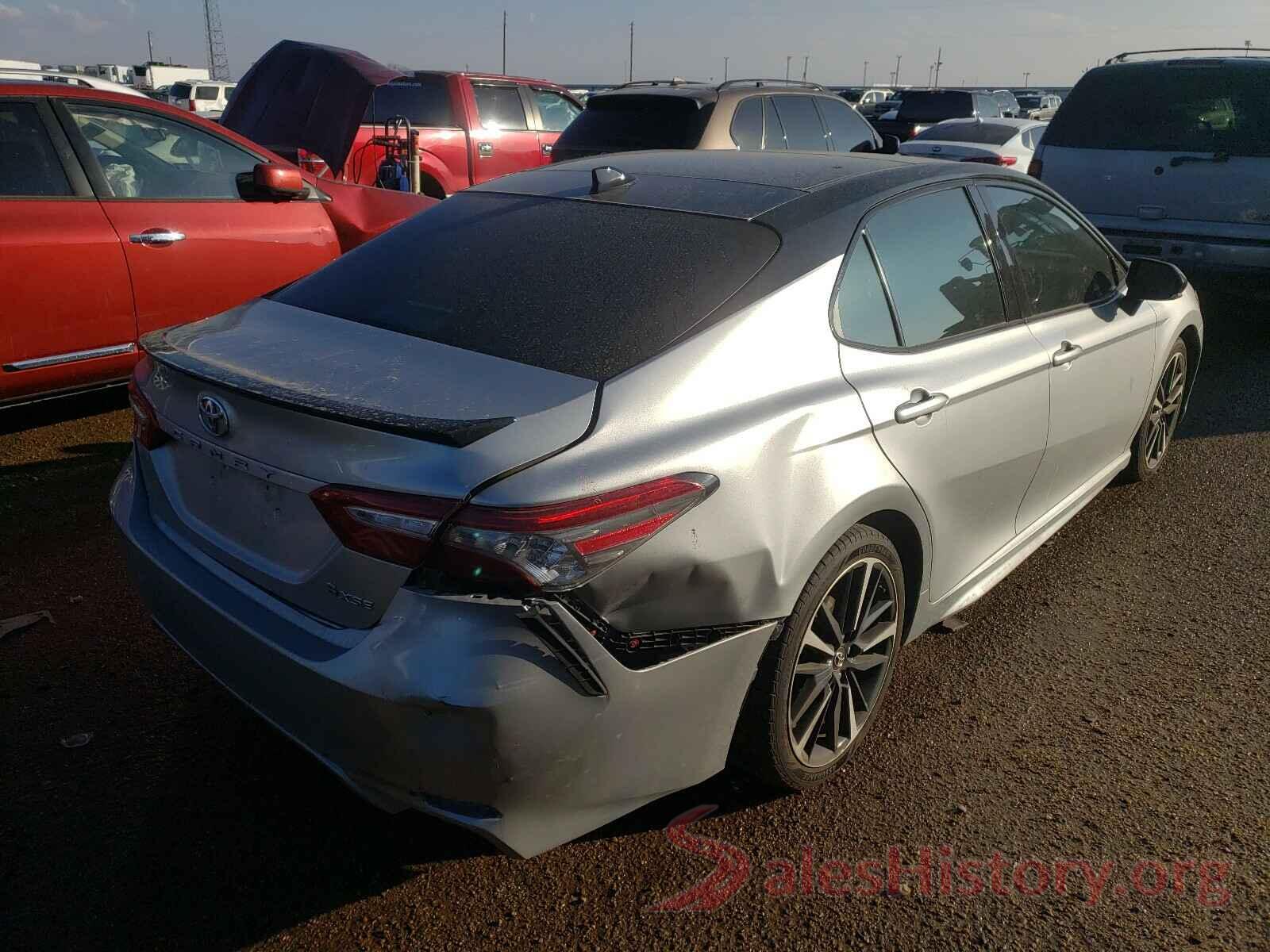 4T1BZ1HK2JU003207 2018 TOYOTA CAMRY