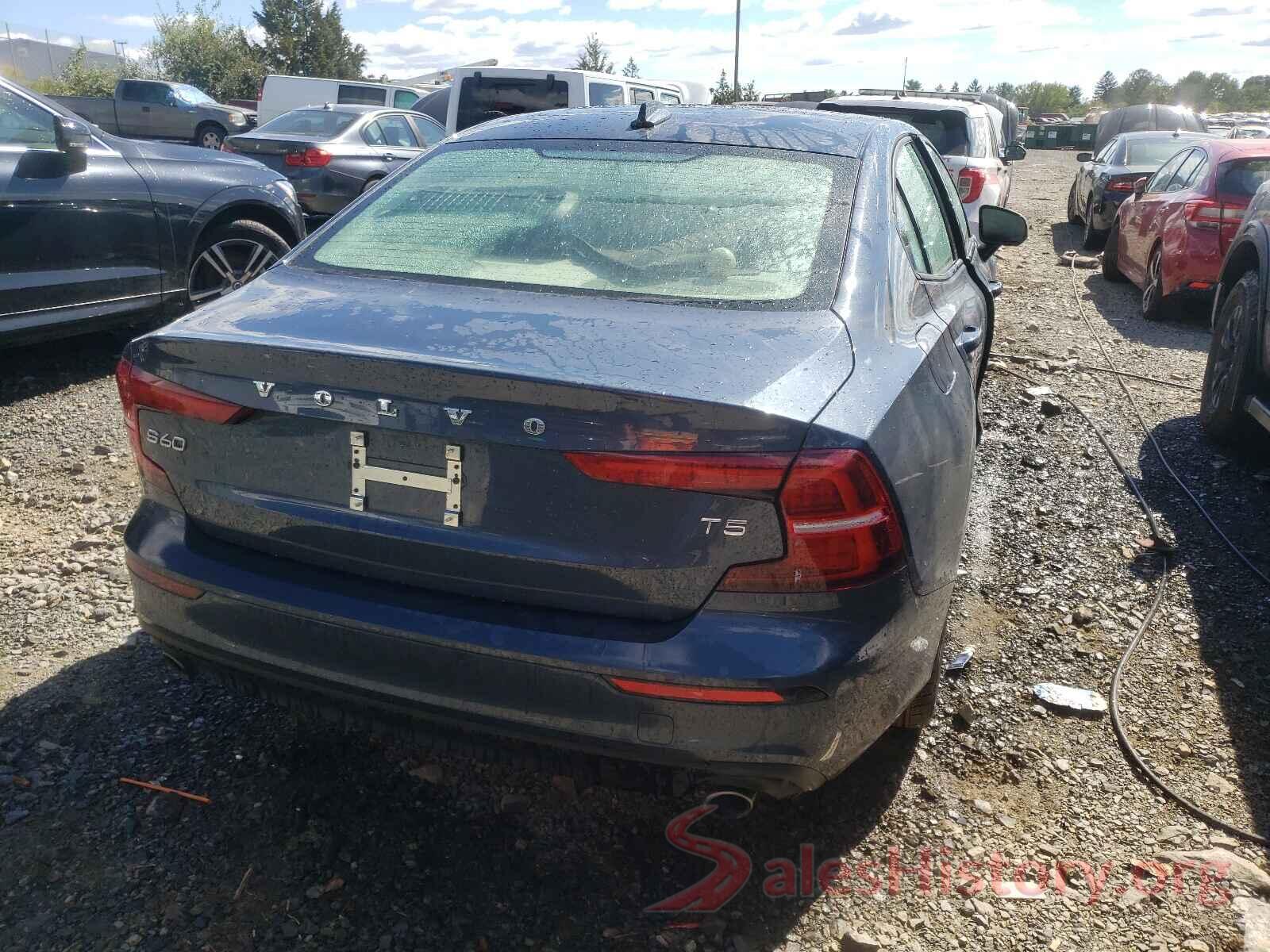 7JR102FK6MG096692 2021 VOLVO S60