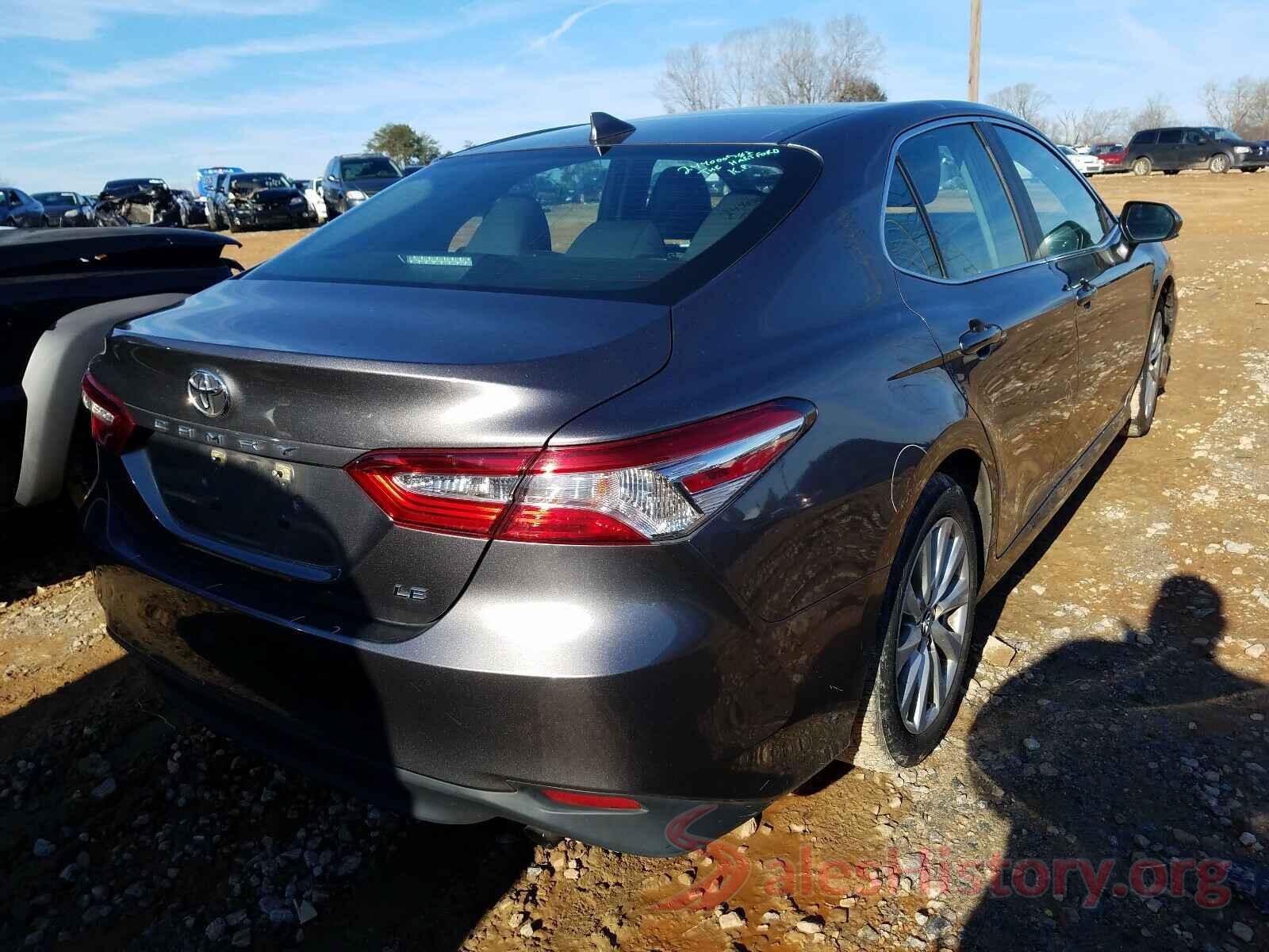 4T1B11HK8KU682098 2019 TOYOTA CAMRY