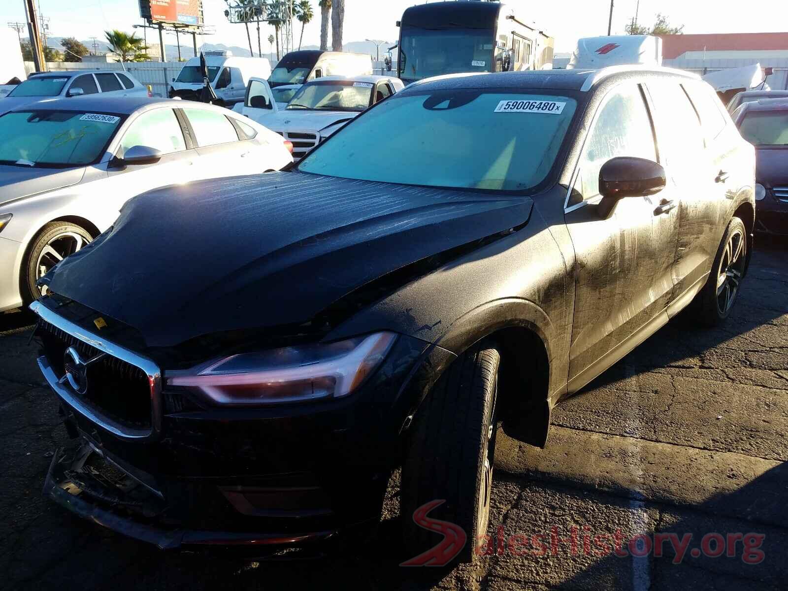 LYV102RK8JB116748 2018 VOLVO XC60