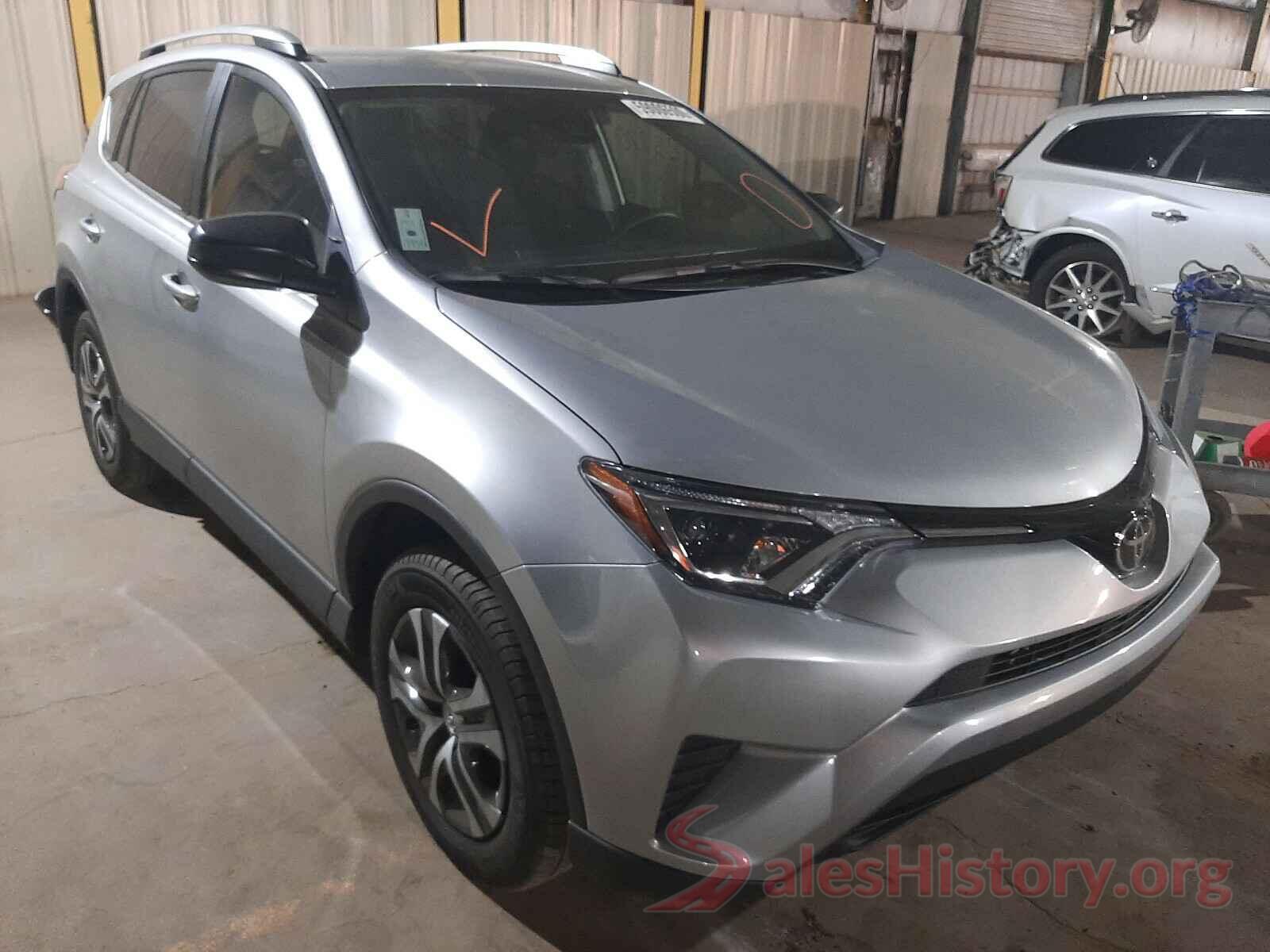 2T3ZFREV8HW331365 2017 TOYOTA RAV4