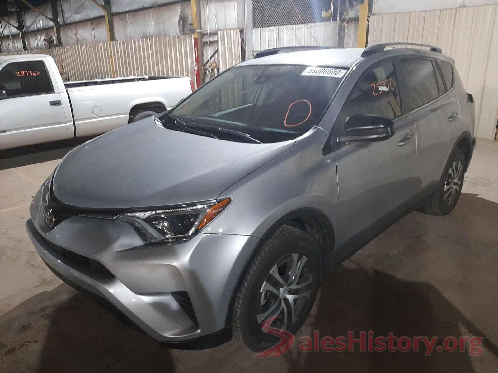 2T3ZFREV8HW331365 2017 TOYOTA RAV4