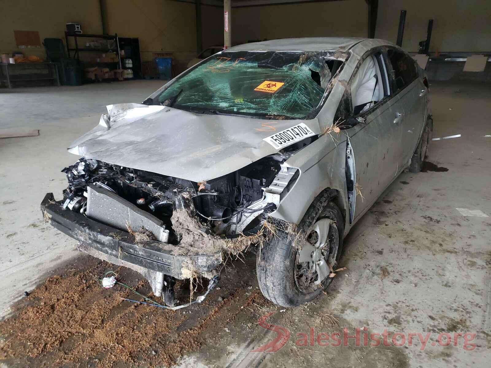 3KPFK4A79JE237327 2018 KIA FORTE