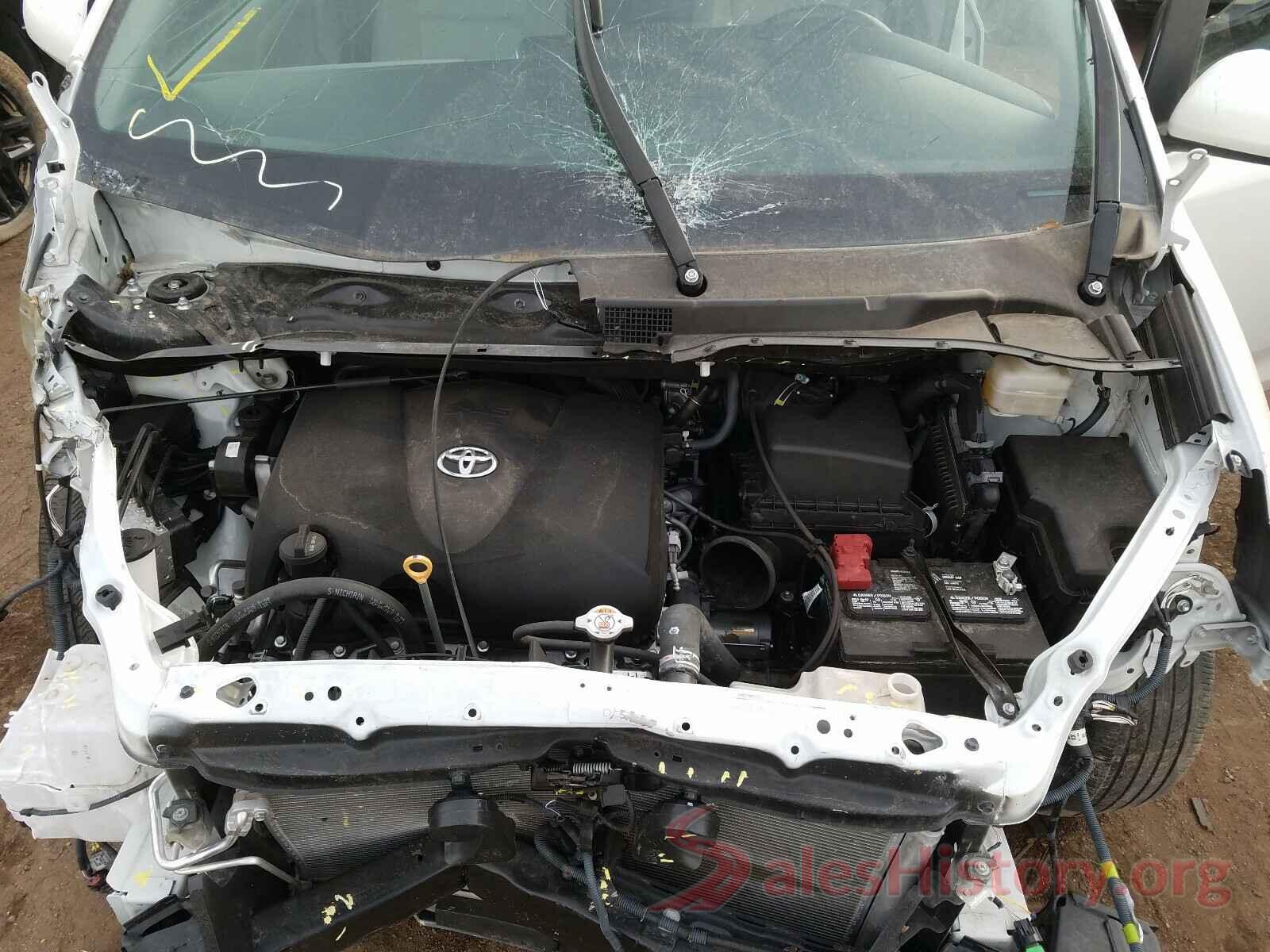 5TDYZ3DC2KS981981 2019 TOYOTA SIENNA