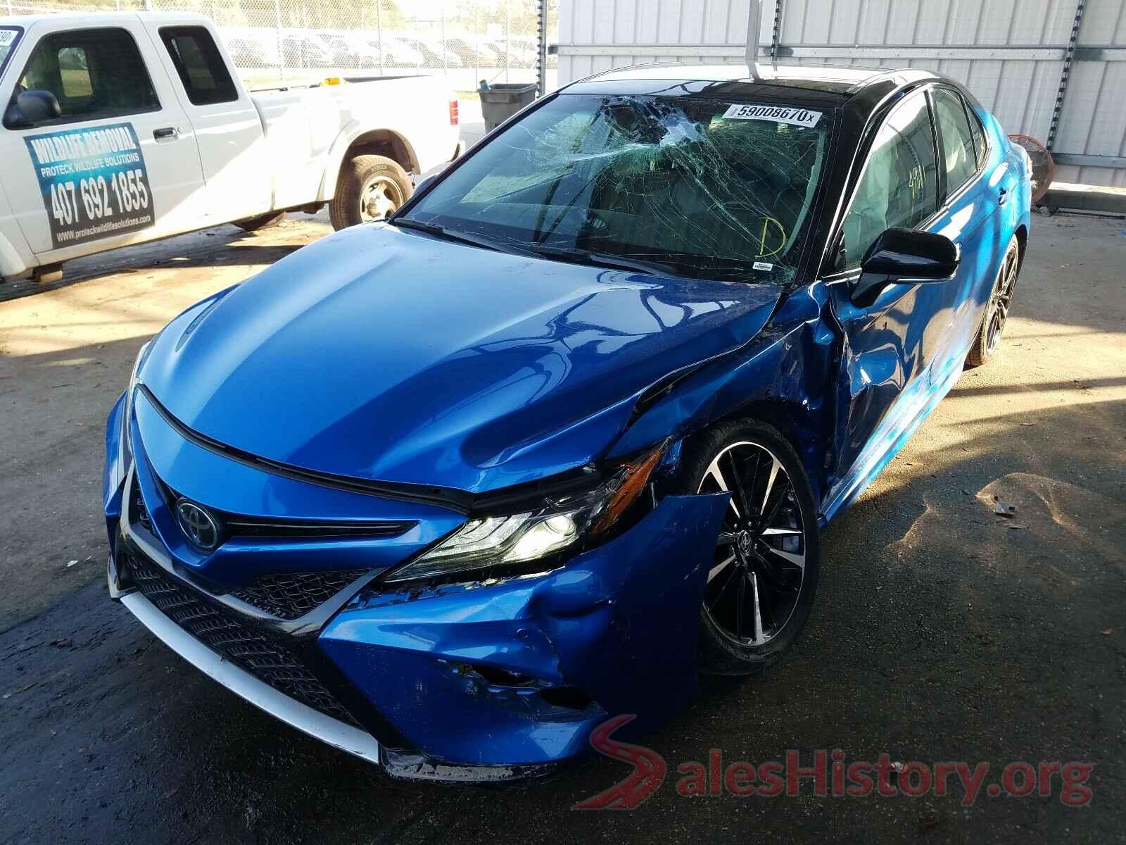 4T1B61HK8JU158658 2018 TOYOTA CAMRY