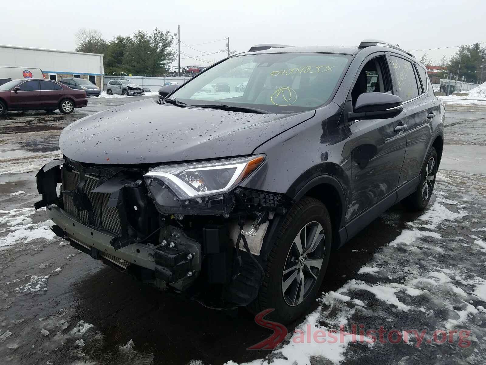 2T3RFREV4JW744003 2018 TOYOTA RAV4