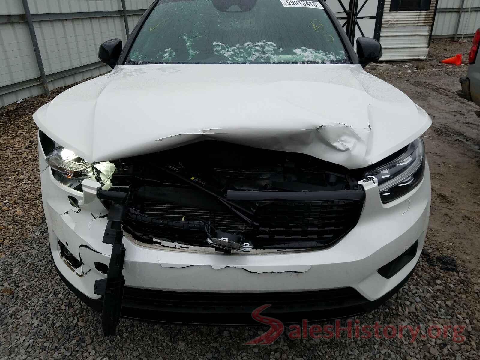 YV4162UM4K2145462 2019 VOLVO XC40