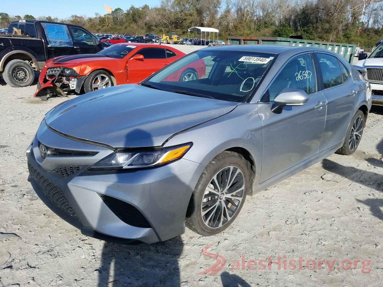 4T1B11HKXKU235661 2019 TOYOTA CAMRY