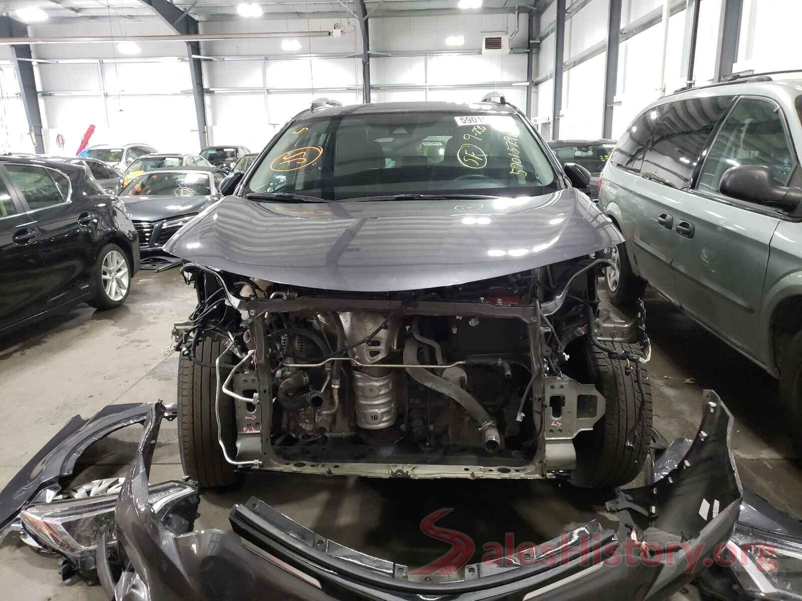 2T3ZFREV0JW425049 2018 TOYOTA RAV4