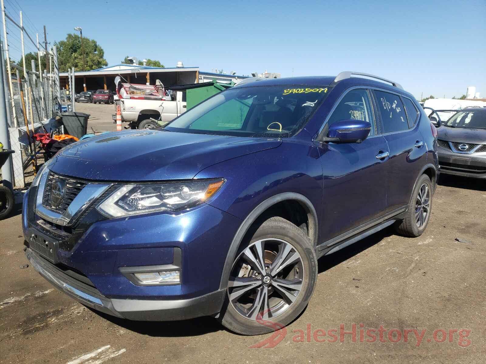 JN8AT2MV9JW308204 2018 NISSAN ROGUE