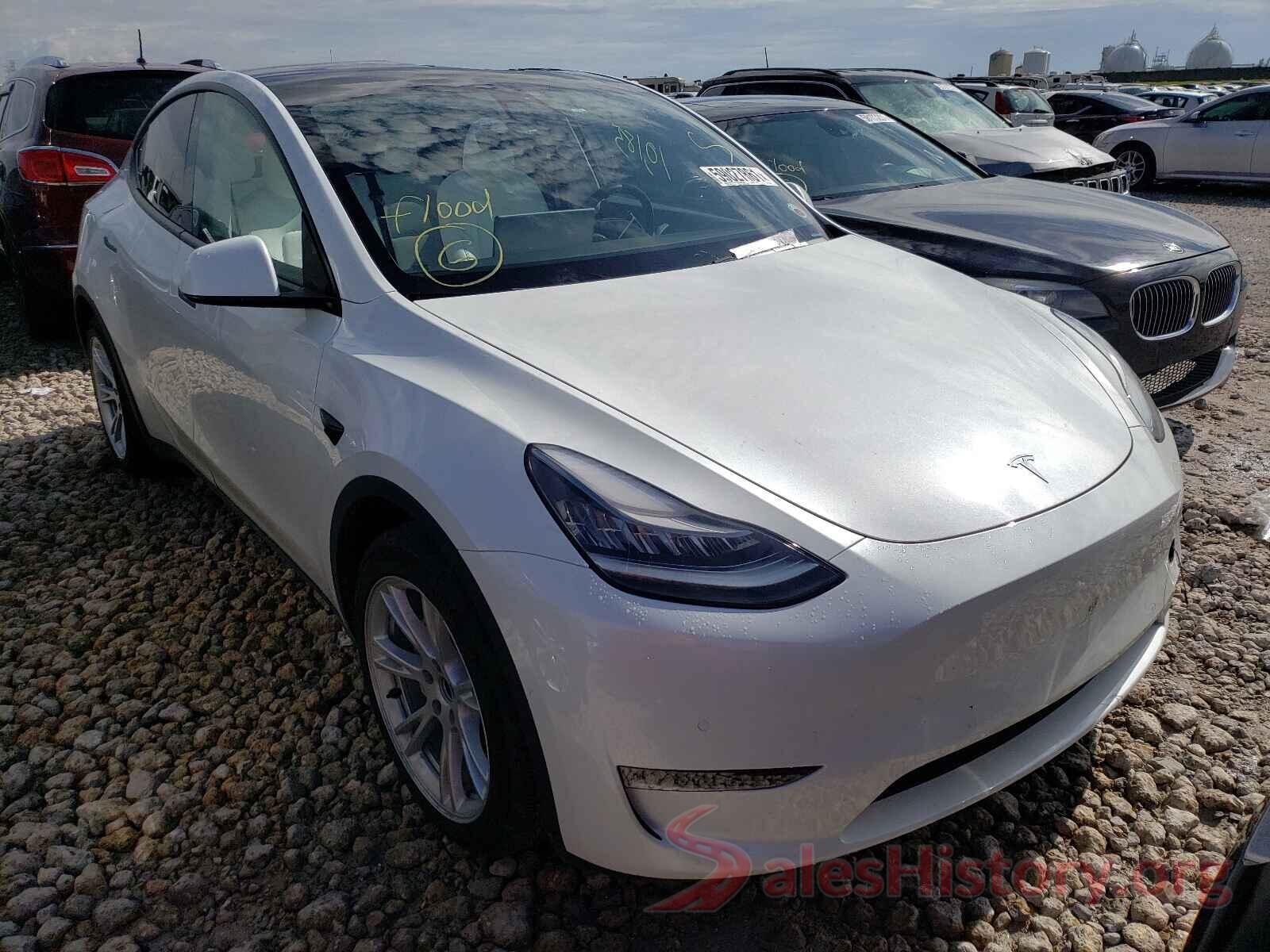 5YJYGDEE9MF061056 2021 TESLA MODEL Y