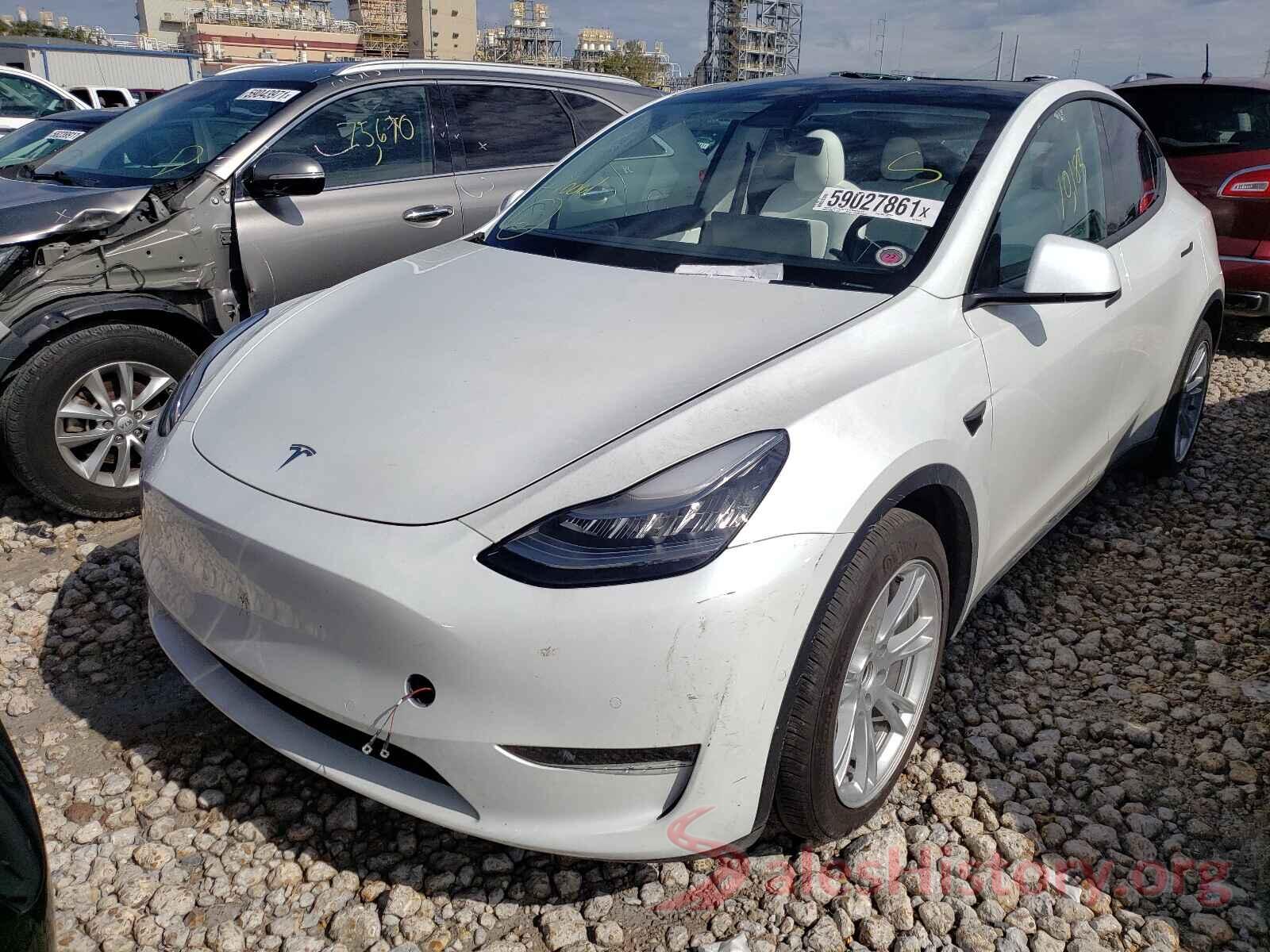 5YJYGDEE9MF061056 2021 TESLA MODEL Y