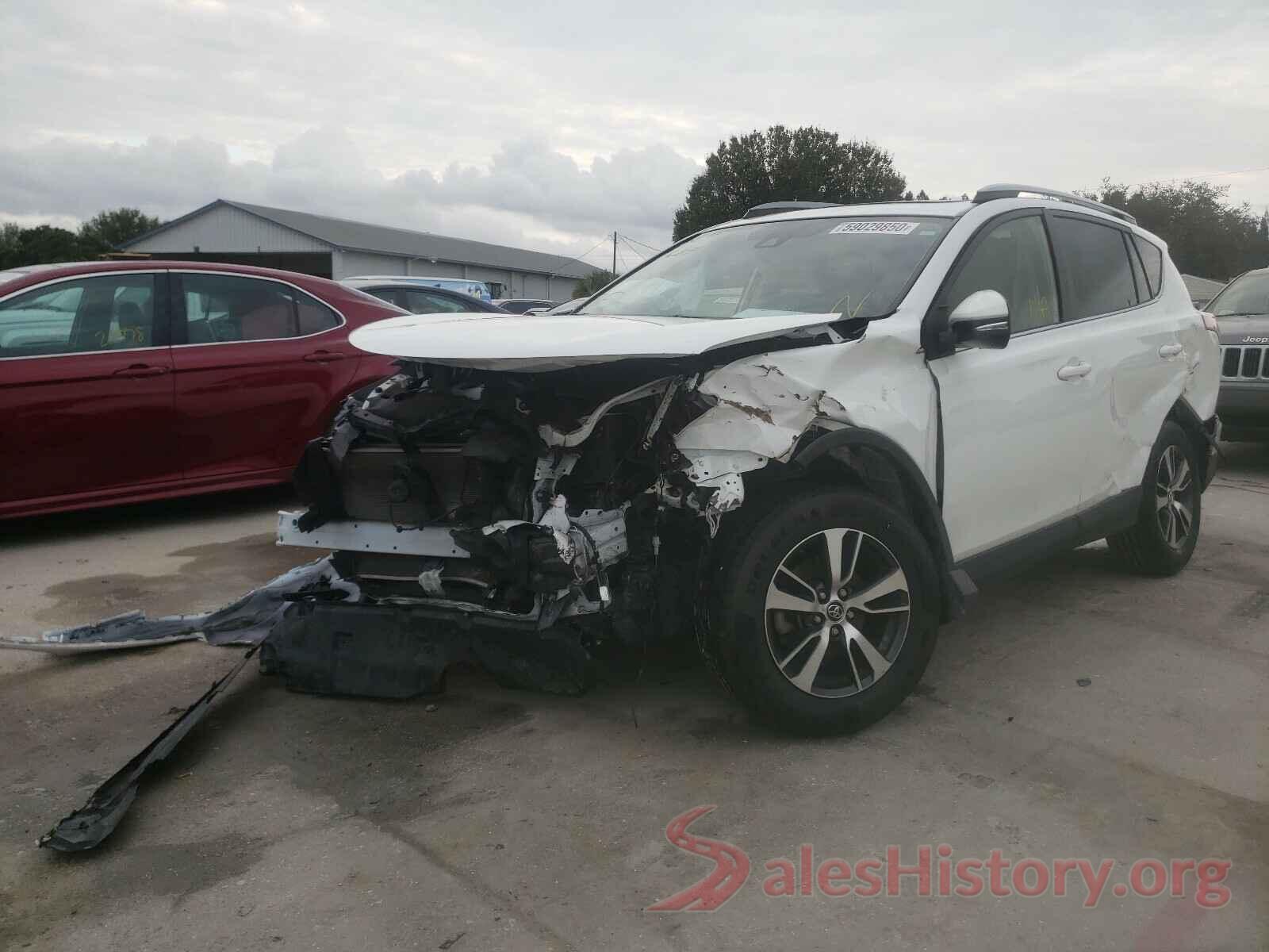 JTMWFREV3HJ133682 2017 TOYOTA RAV4