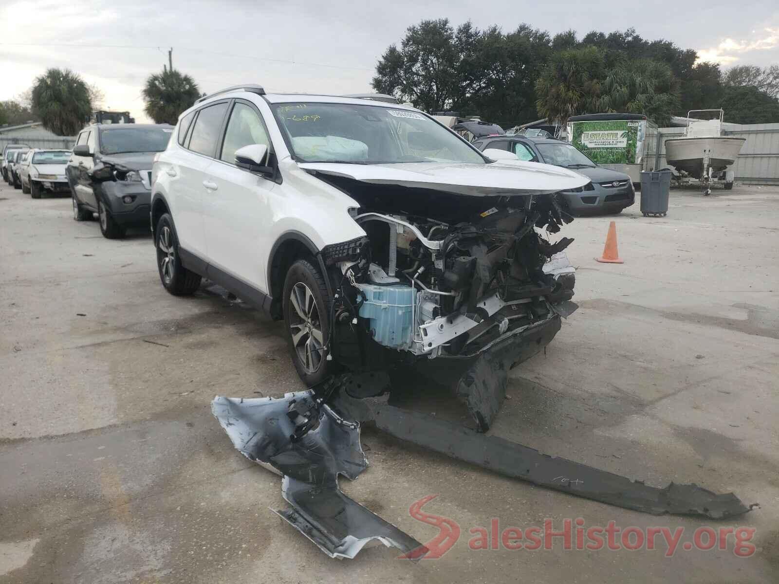 JTMWFREV3HJ133682 2017 TOYOTA RAV4