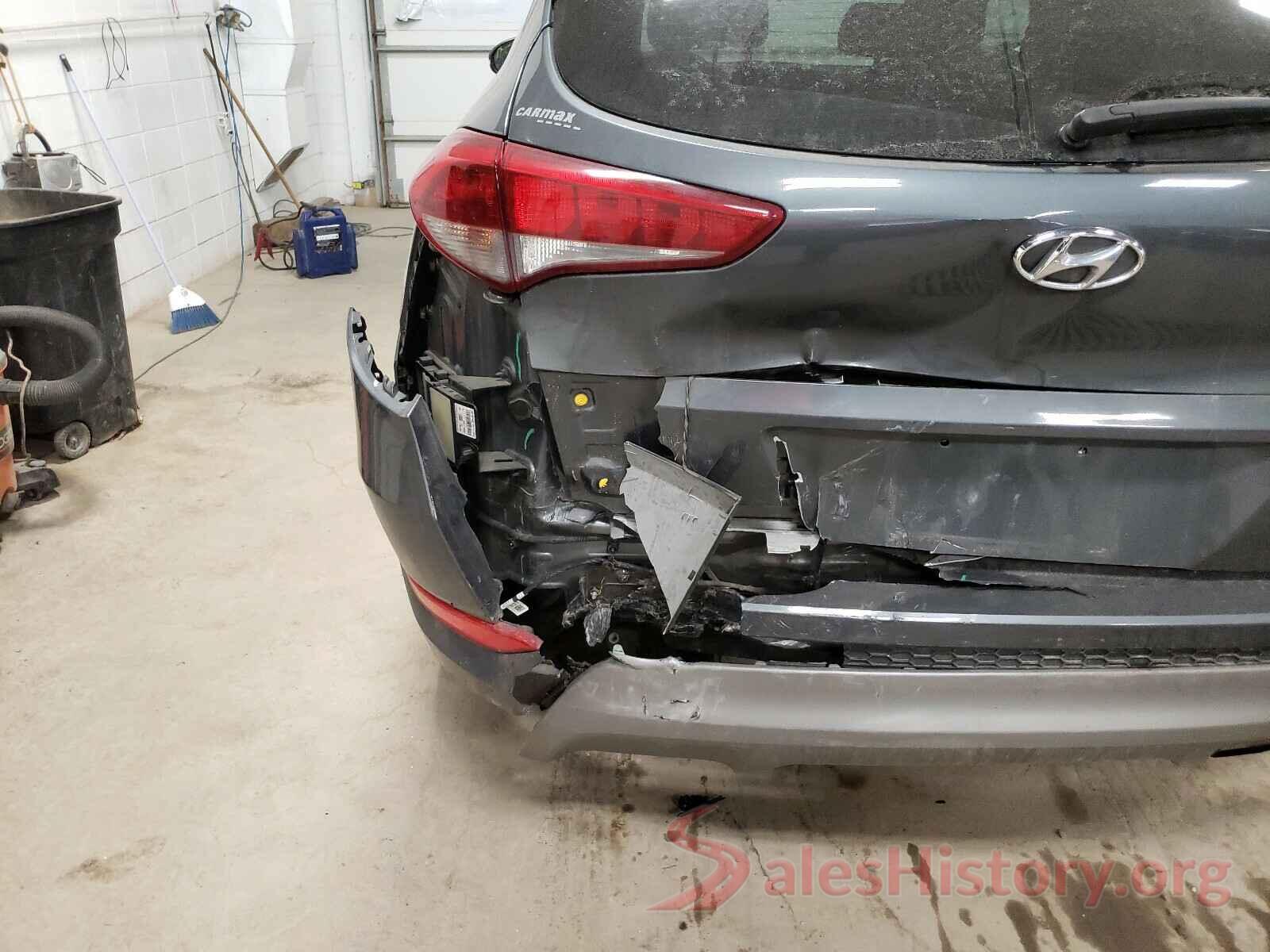 KM8J3CA26HU367112 2017 HYUNDAI TUCSON