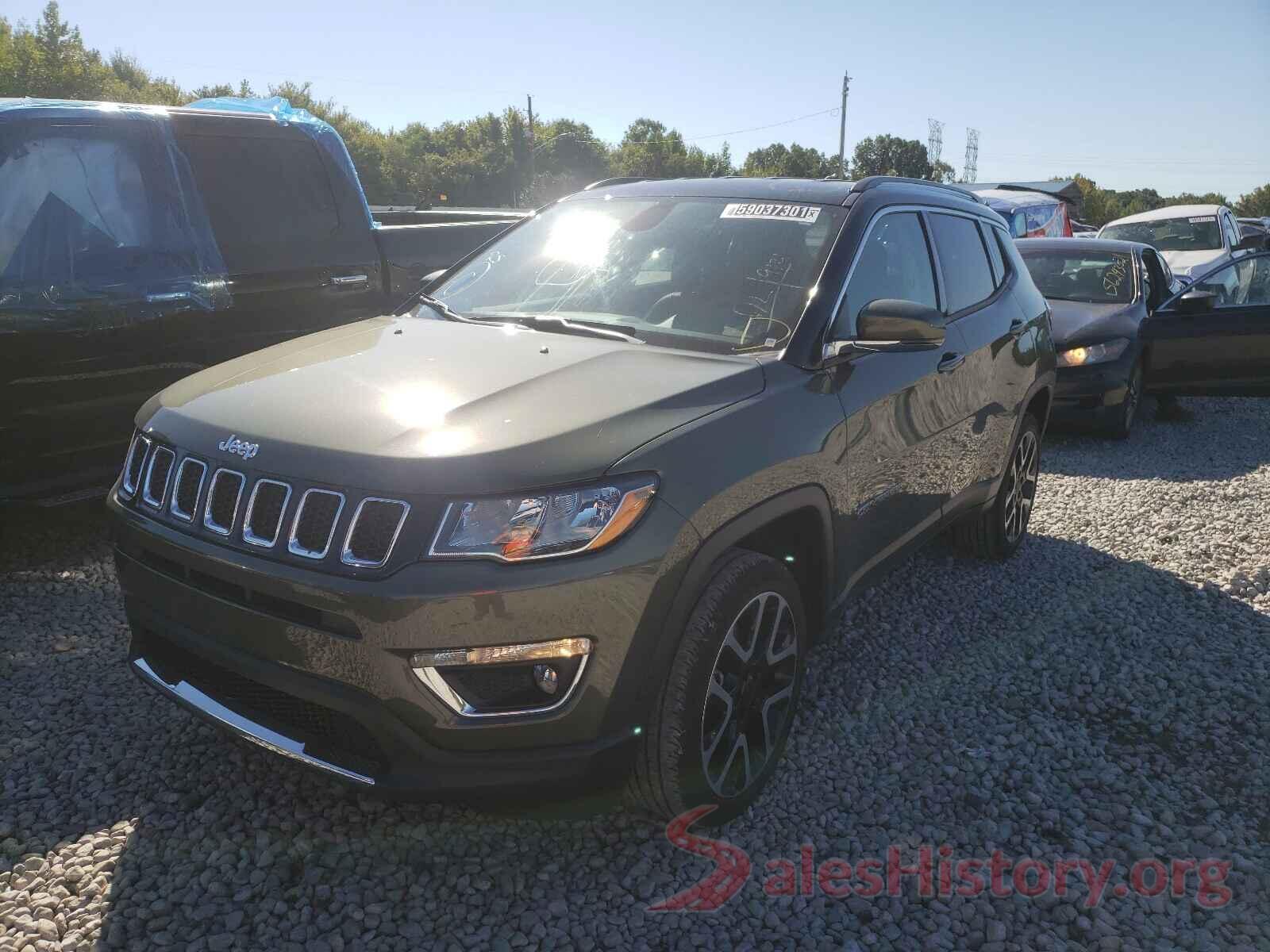 3C4NJDCB2JT456769 2018 JEEP COMPASS