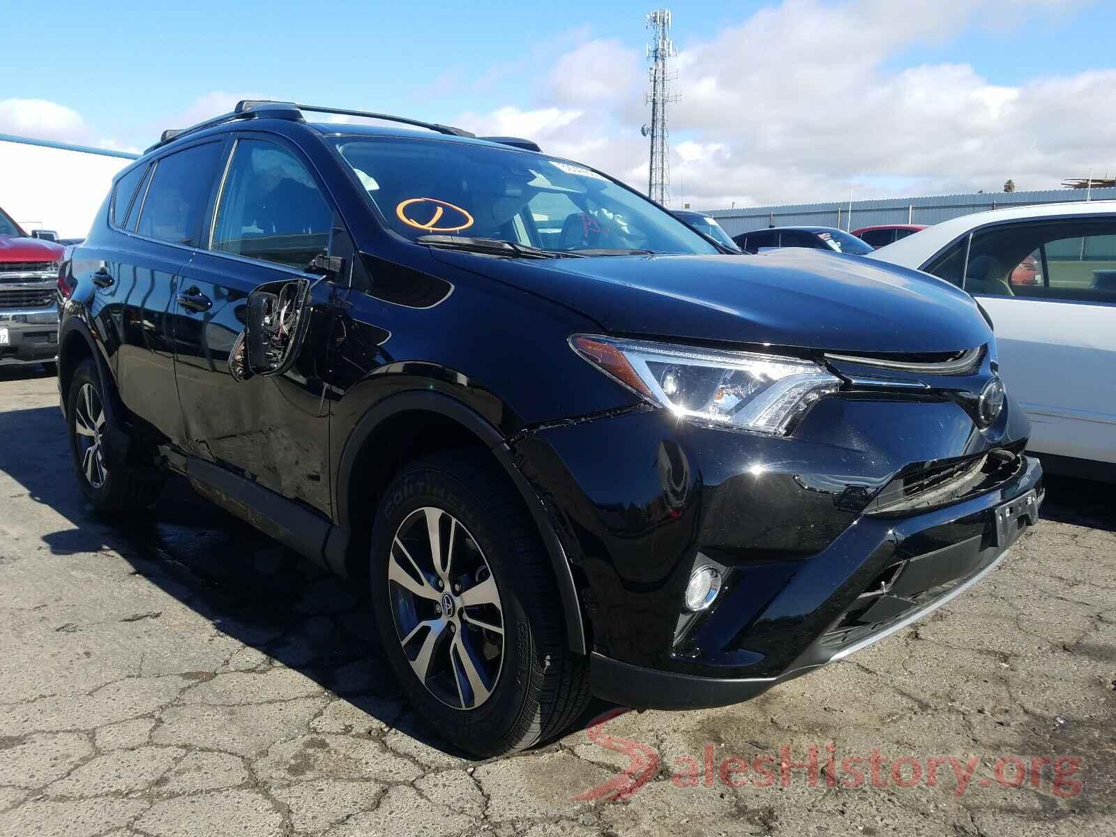 2T3WFREV6JW514210 2018 TOYOTA RAV4