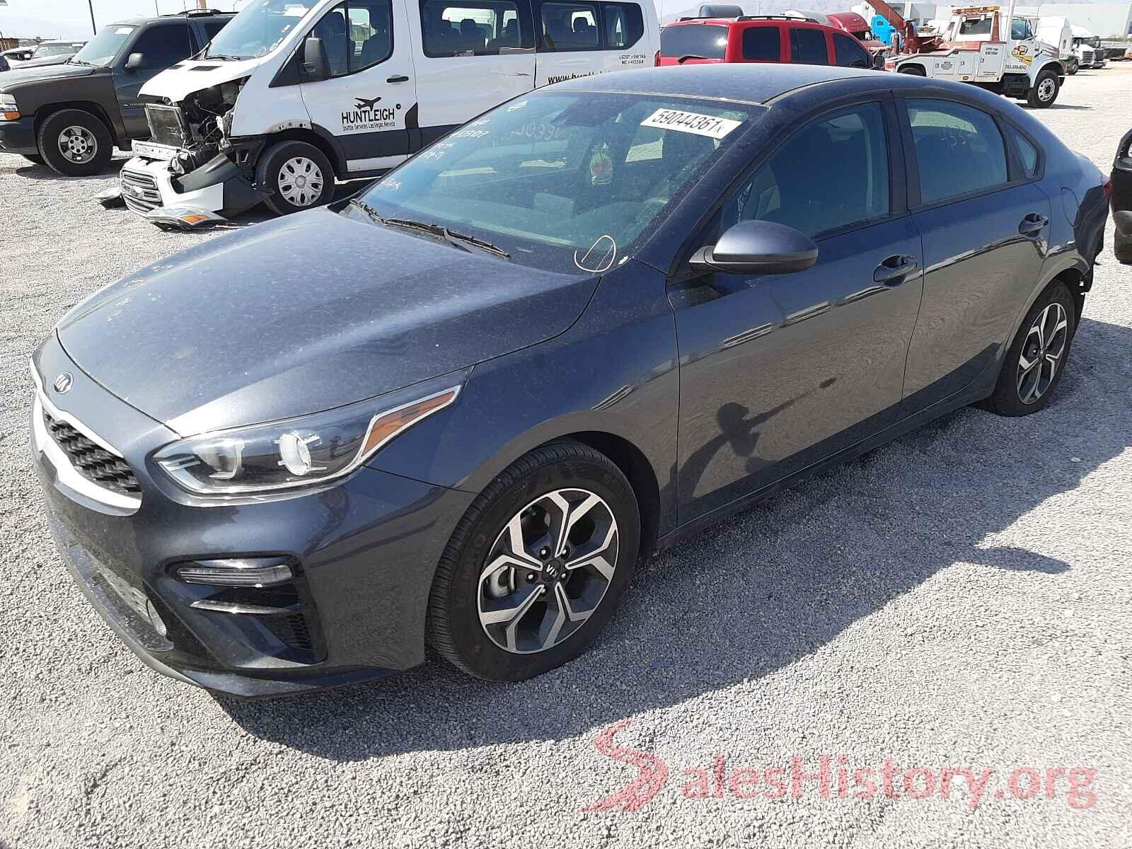 3KPF24AD8ME302310 2021 KIA FORTE