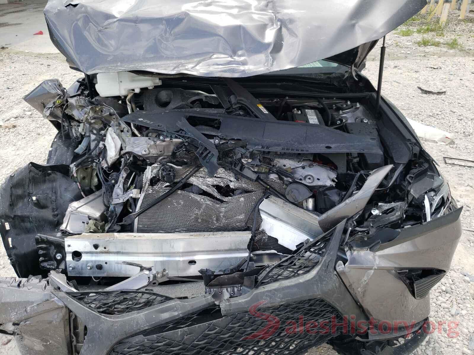 4T1B11HKXKU752751 2019 TOYOTA CAMRY