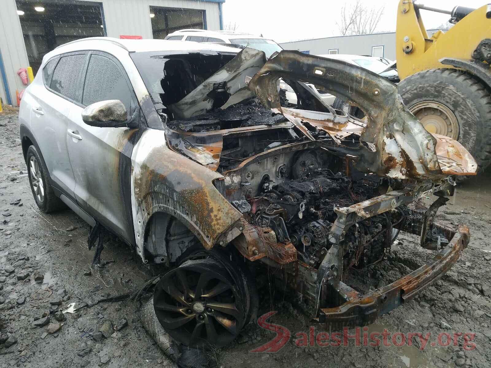 KM8J3CA41HU273074 2017 HYUNDAI TUCSON